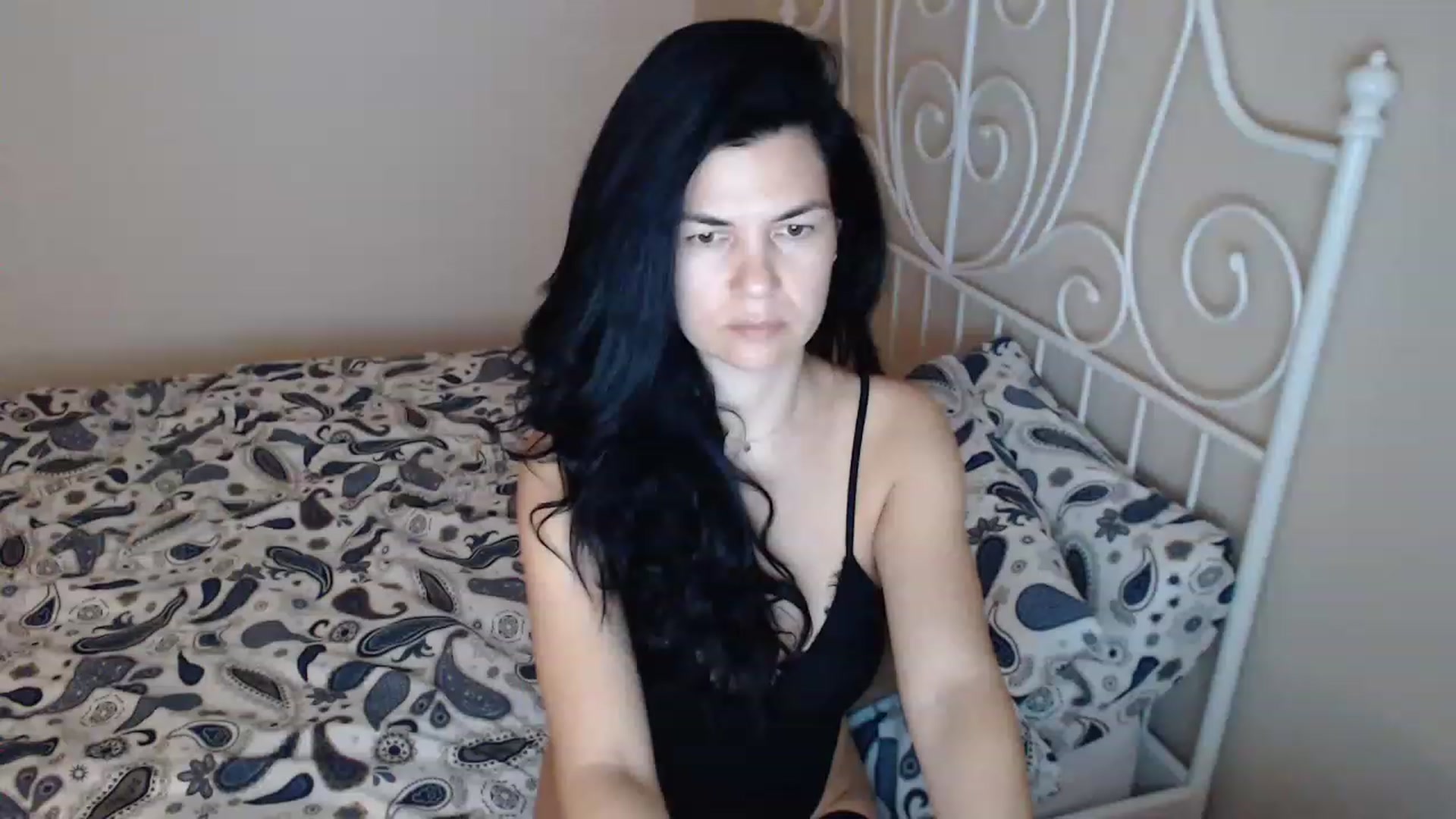 Gallery image thumbnail from Darkella's myfreecams stream on, 04/23/2023, 23:01 image 7 of 20