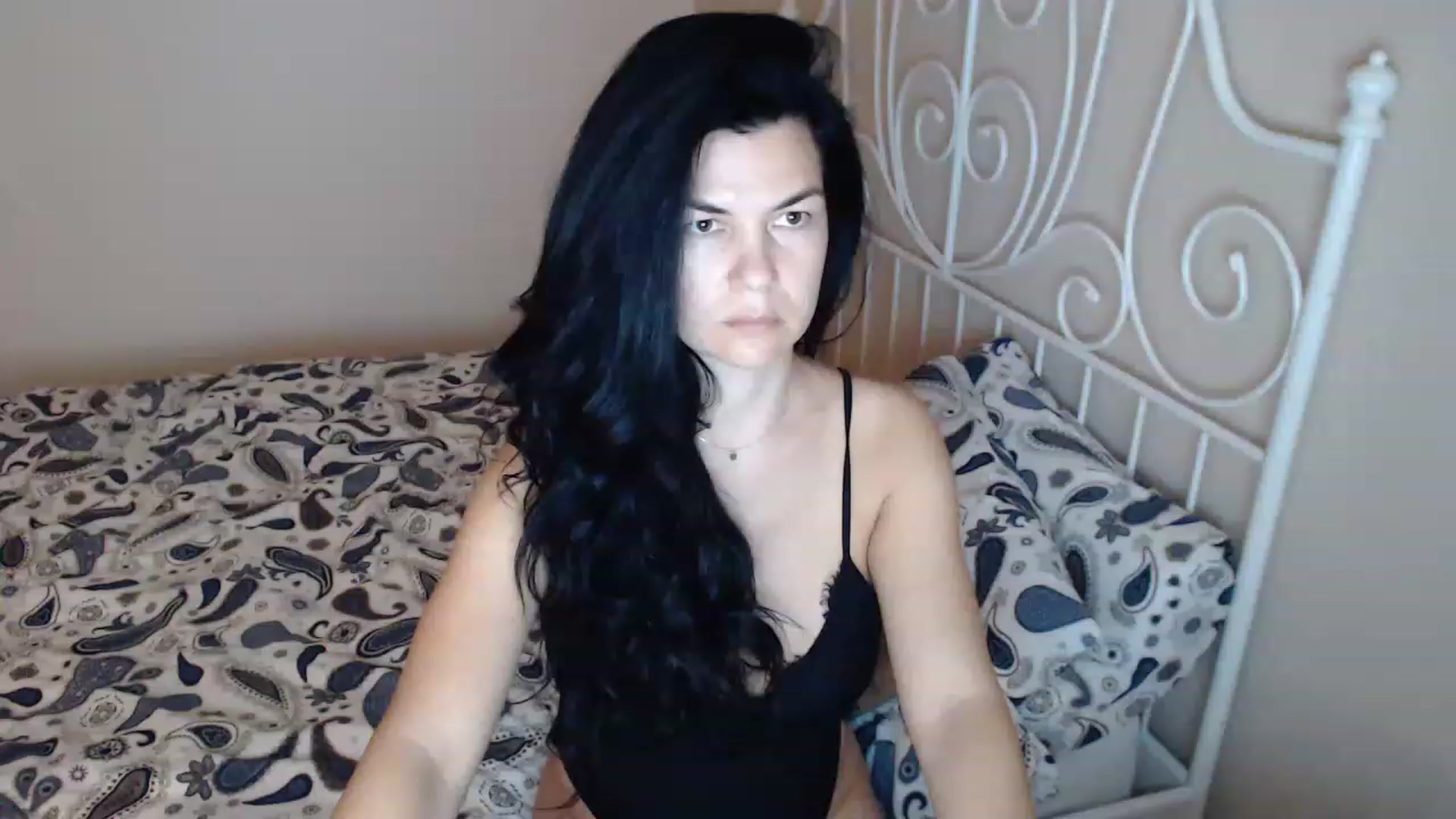 Gallery image thumbnail from Darkella's myfreecams stream on, 04/23/2023, 23:01 image 6 of 20