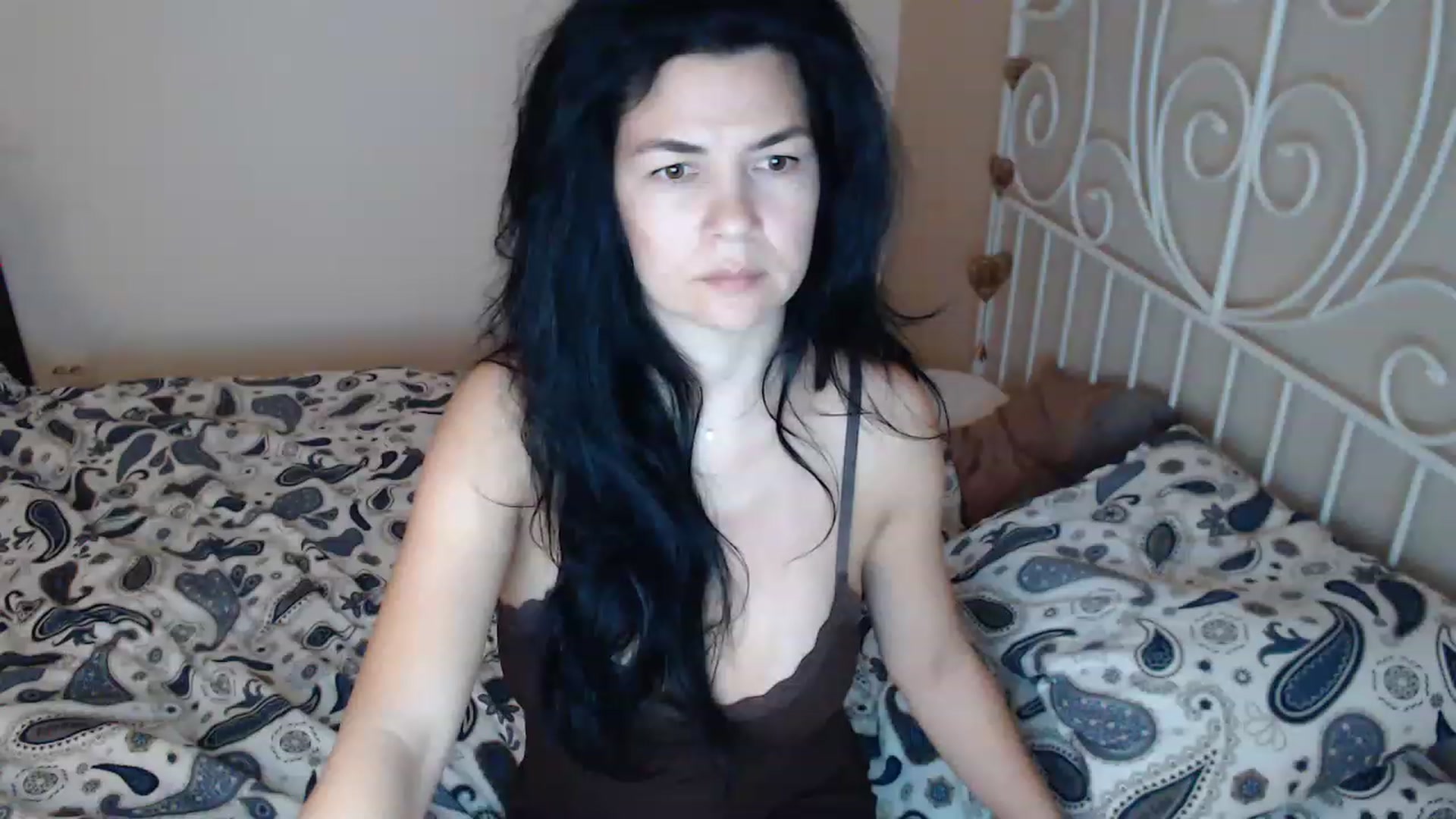 Gallery image thumbnail from Darkella's myfreecams stream on, 04/27/2023, 23:11 image 17 of 20