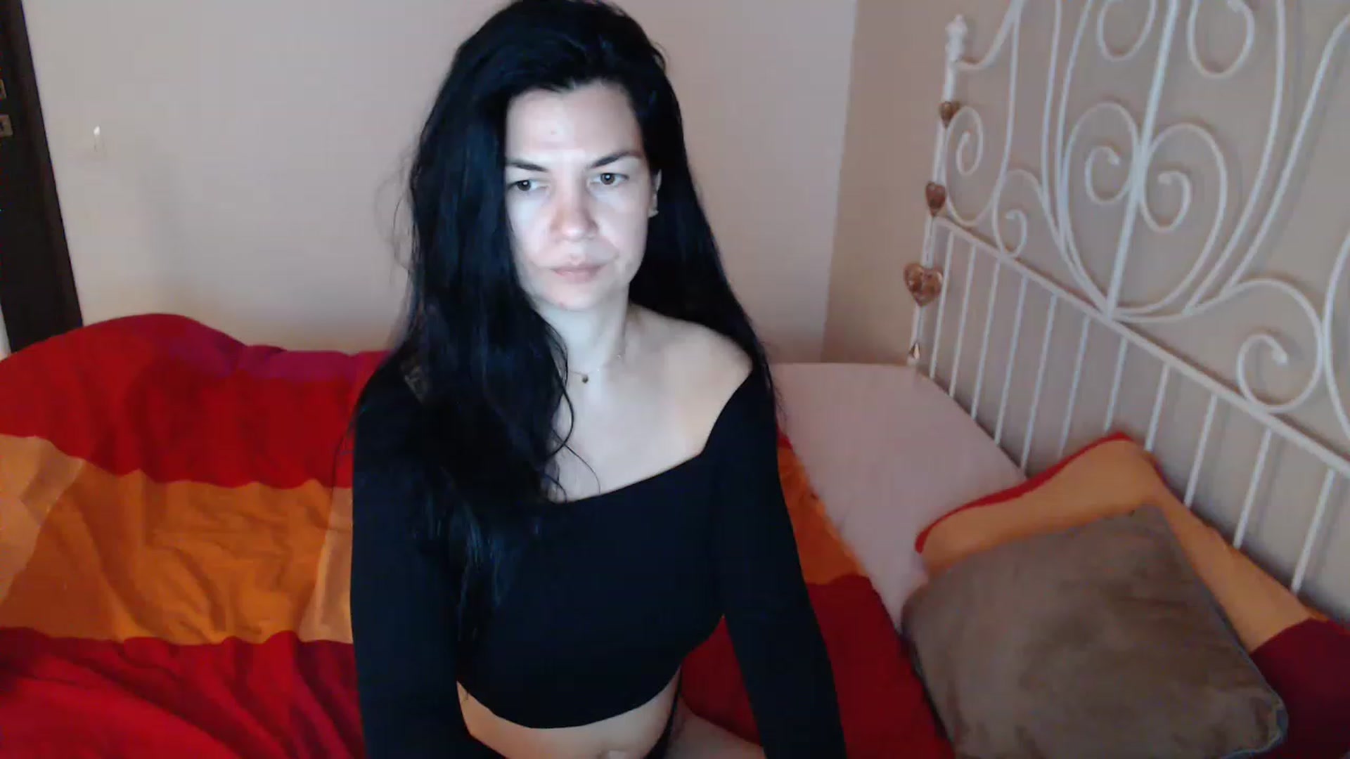 Gallery image thumbnail from Darkella's myfreecams stream on, 05/03/2023, 22:56 image 20 of 20