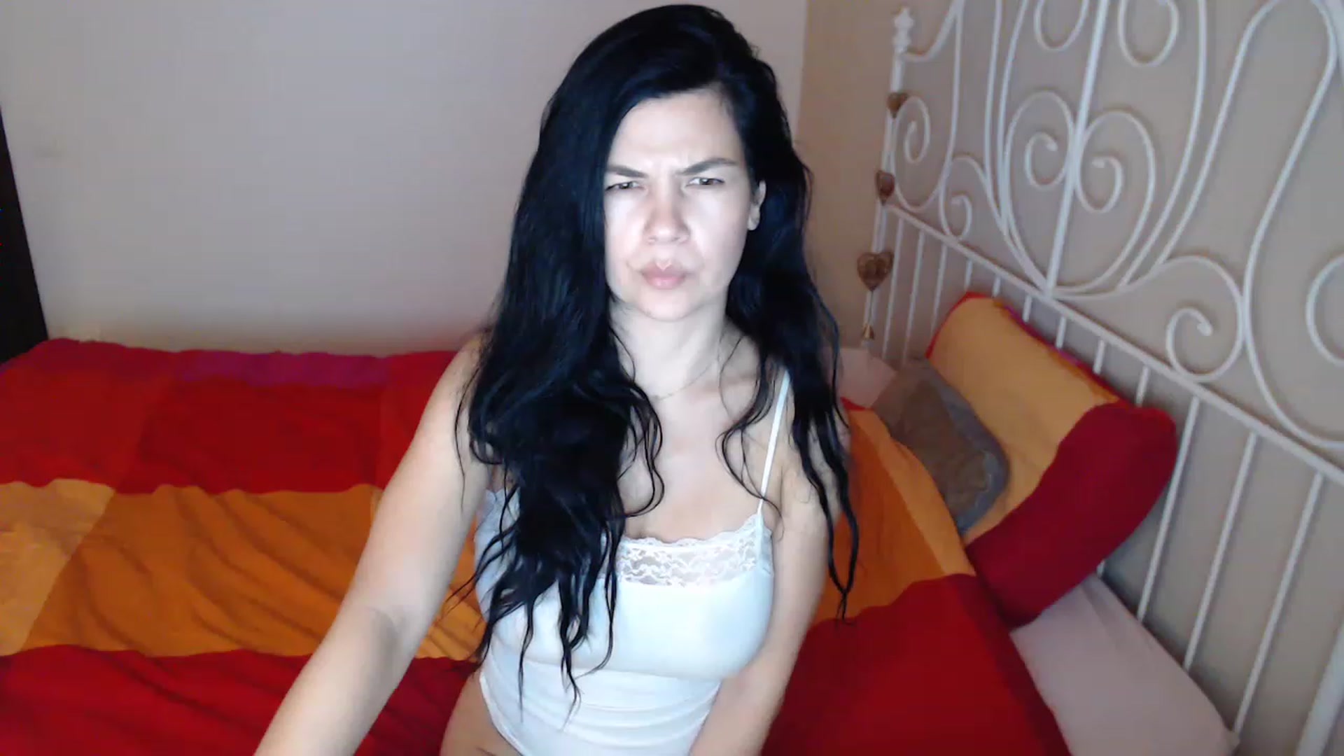 Gallery image thumbnail from Darkella's myfreecams stream on, 05/04/2023, 23:05 image 4 of 20
