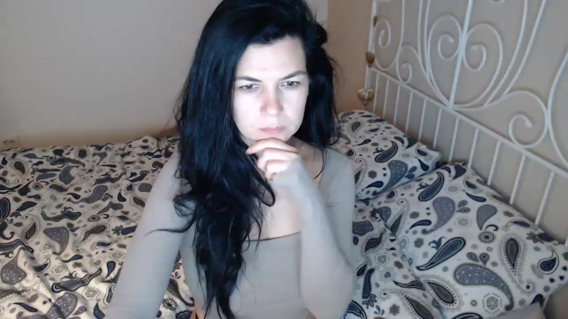 Gallery image thumbnail from Darkella's myfreecams stream on, 05/12/2023, 23:04 image 19 of 20