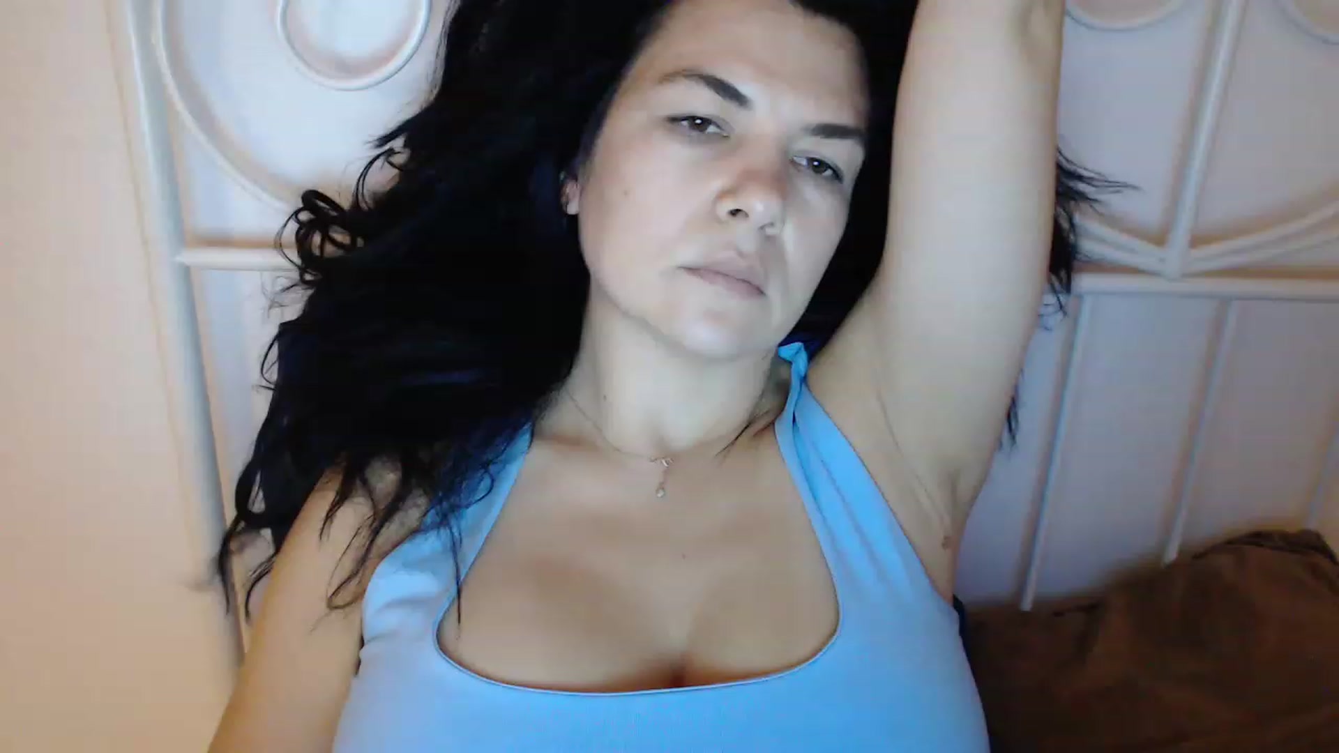 Gallery image thumbnail from Darkella's myfreecams stream on, 05/30/2023, 23:42 image 16 of 20