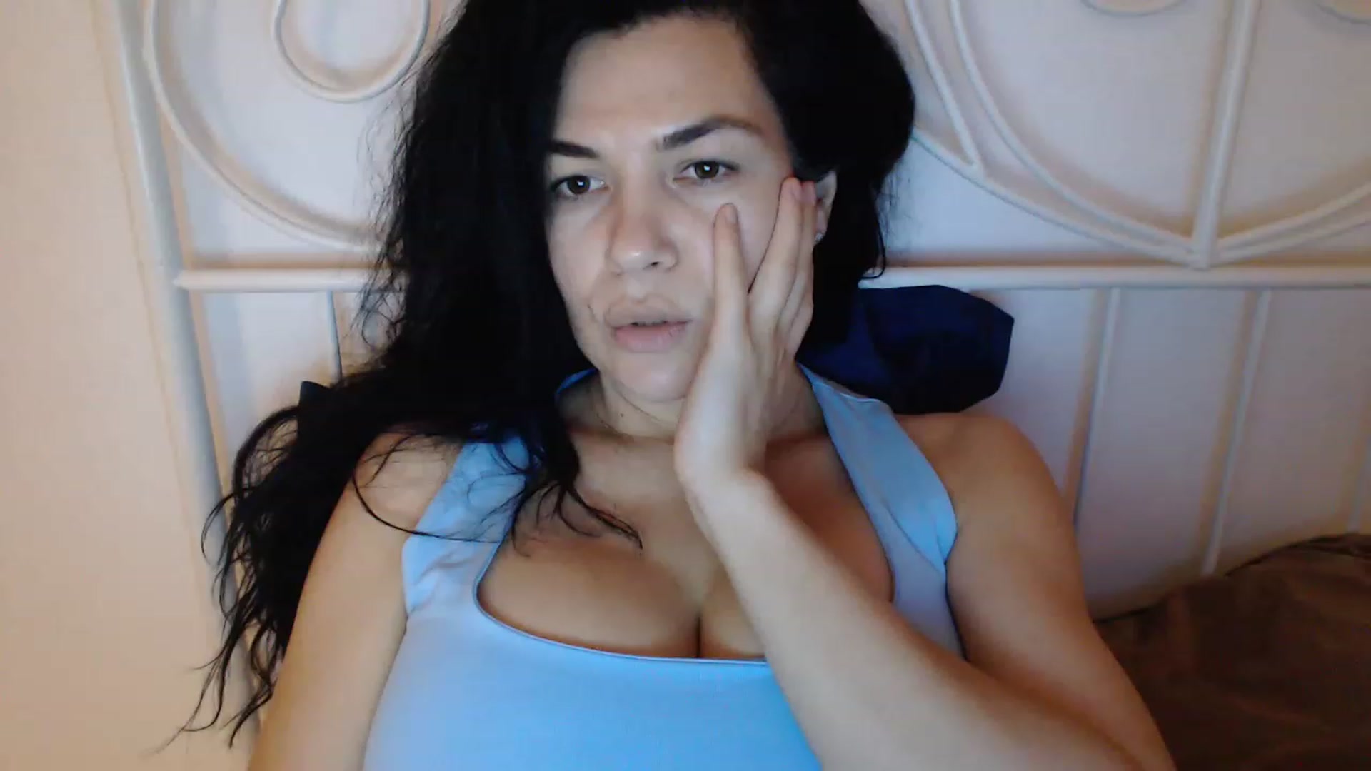 Gallery image thumbnail from Darkella's myfreecams stream on, 05/30/2023, 23:42 image 13 of 20