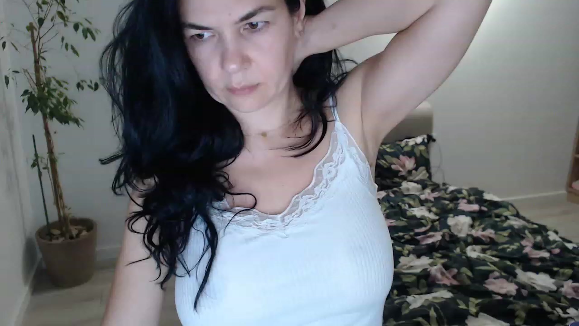Gallery image thumbnail from Darkella's myfreecams stream on, 06/10/2023, 22:50 image 1 of 20