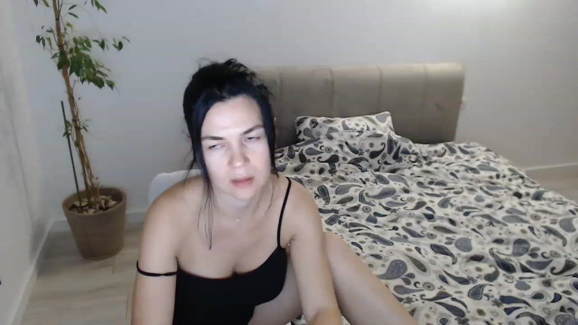 Gallery image thumbnail from Darkella's myfreecams stream on, 06/19/2023, 22:42 image 20 of 20