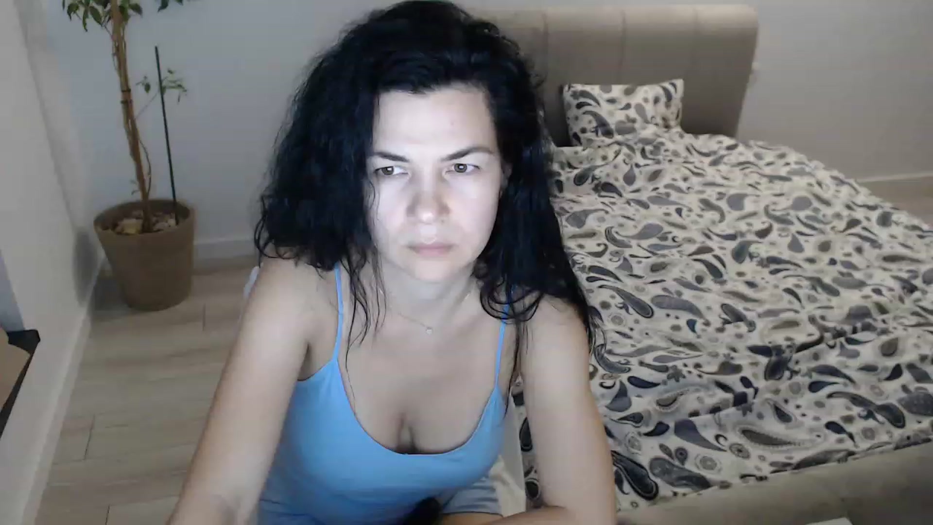 Gallery image thumbnail from Darkella's myfreecams stream on, 06/27/2023, 24:07 image 18 of 20