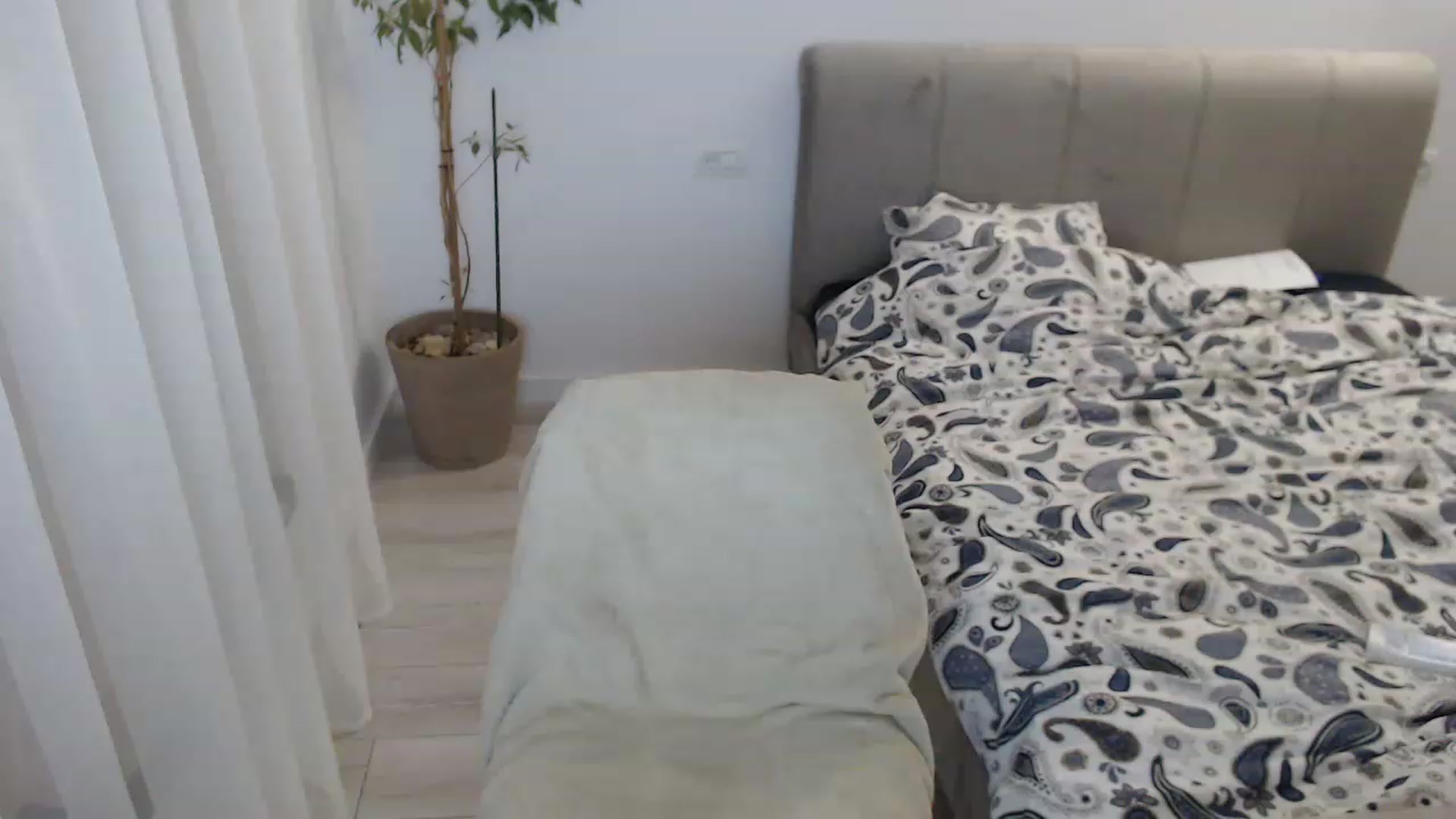 Gallery image thumbnail from Darkella's myfreecams stream on, 06/30/2023, 22:17 image 6 of 20