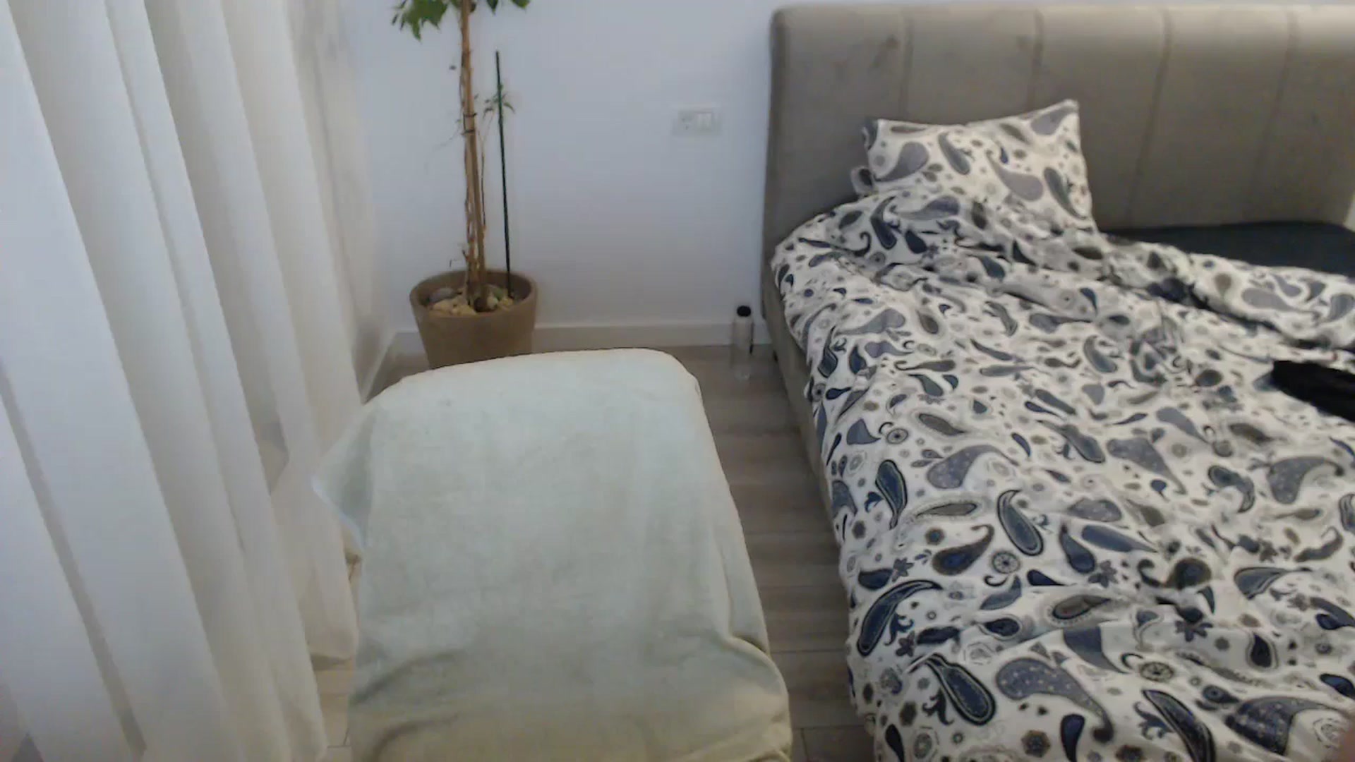 Gallery image thumbnail from Darkella's myfreecams stream on, 07/02/2023, 24:16 image 18 of 20