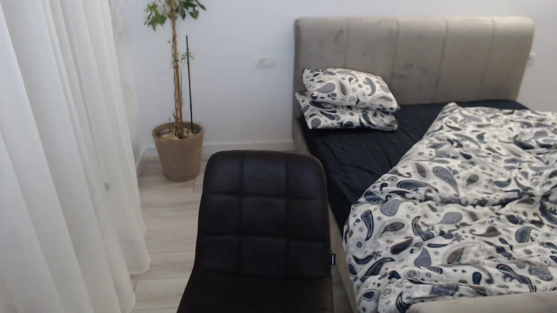 Gallery image thumbnail from Darkella's myfreecams stream on, 07/05/2023, 24:05 image 10 of 20