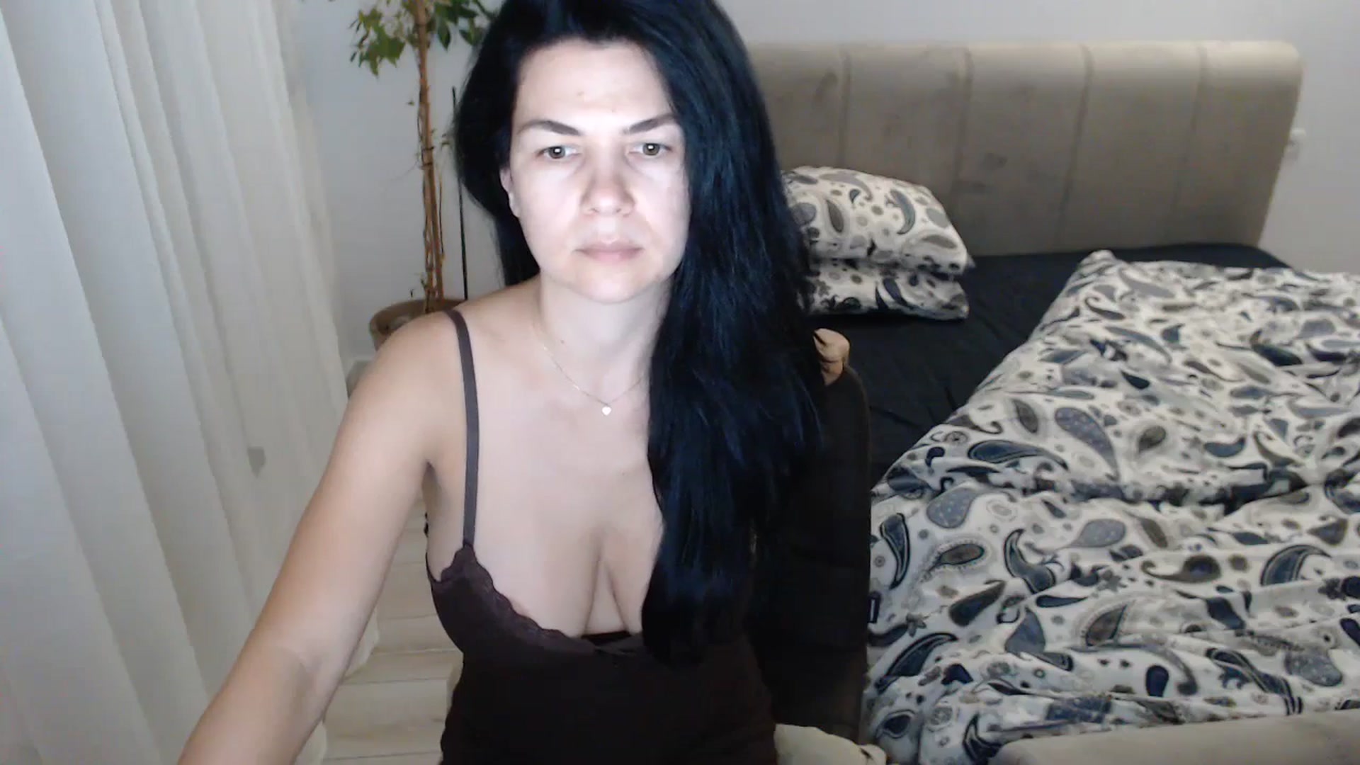 Gallery image thumbnail from Darkella's myfreecams stream on, 07/05/2023, 24:05 image 5 of 20