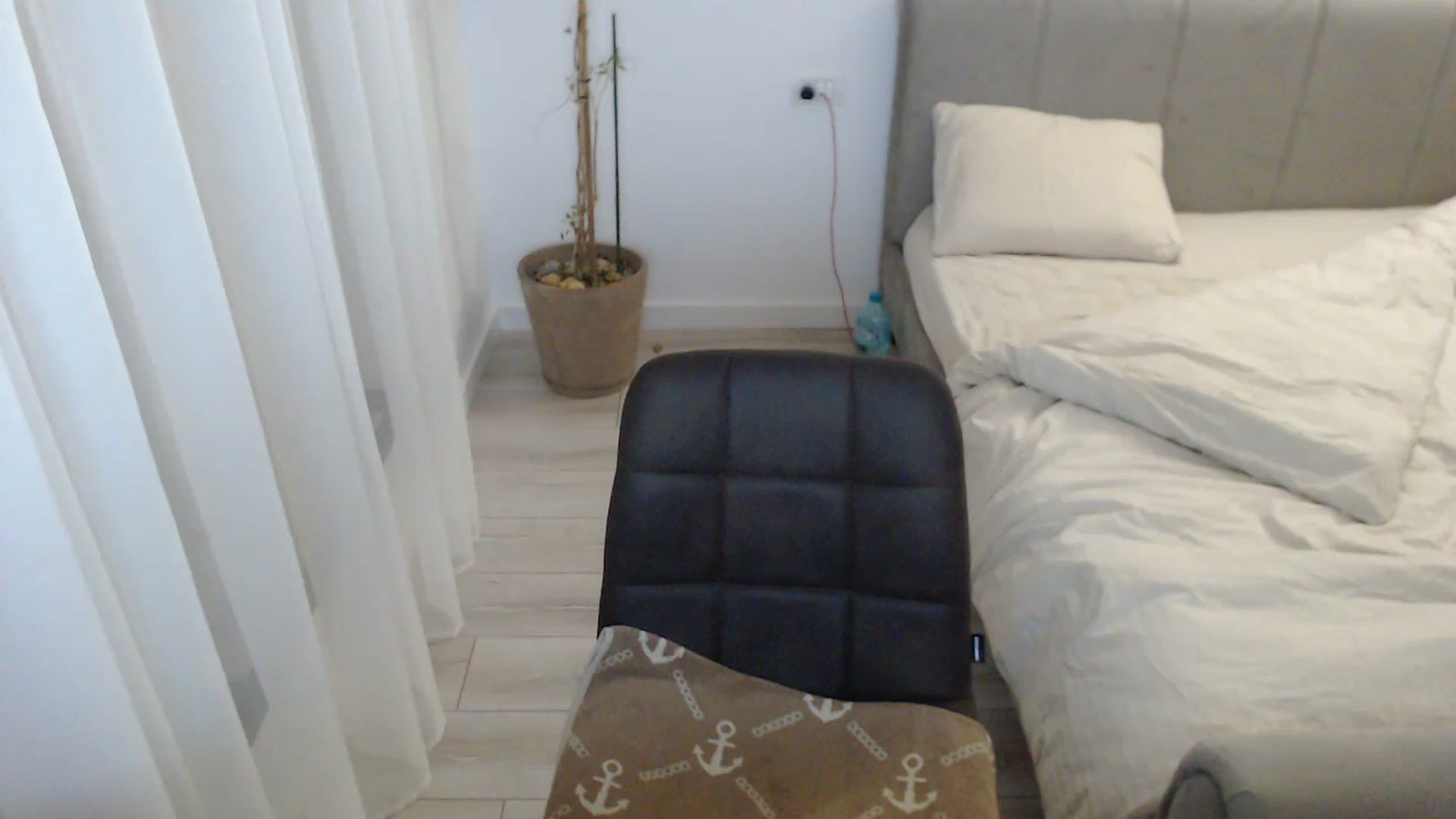 Gallery image thumbnail from Darkella's myfreecams stream on, 07/21/2023, 24:52 image 19 of 20