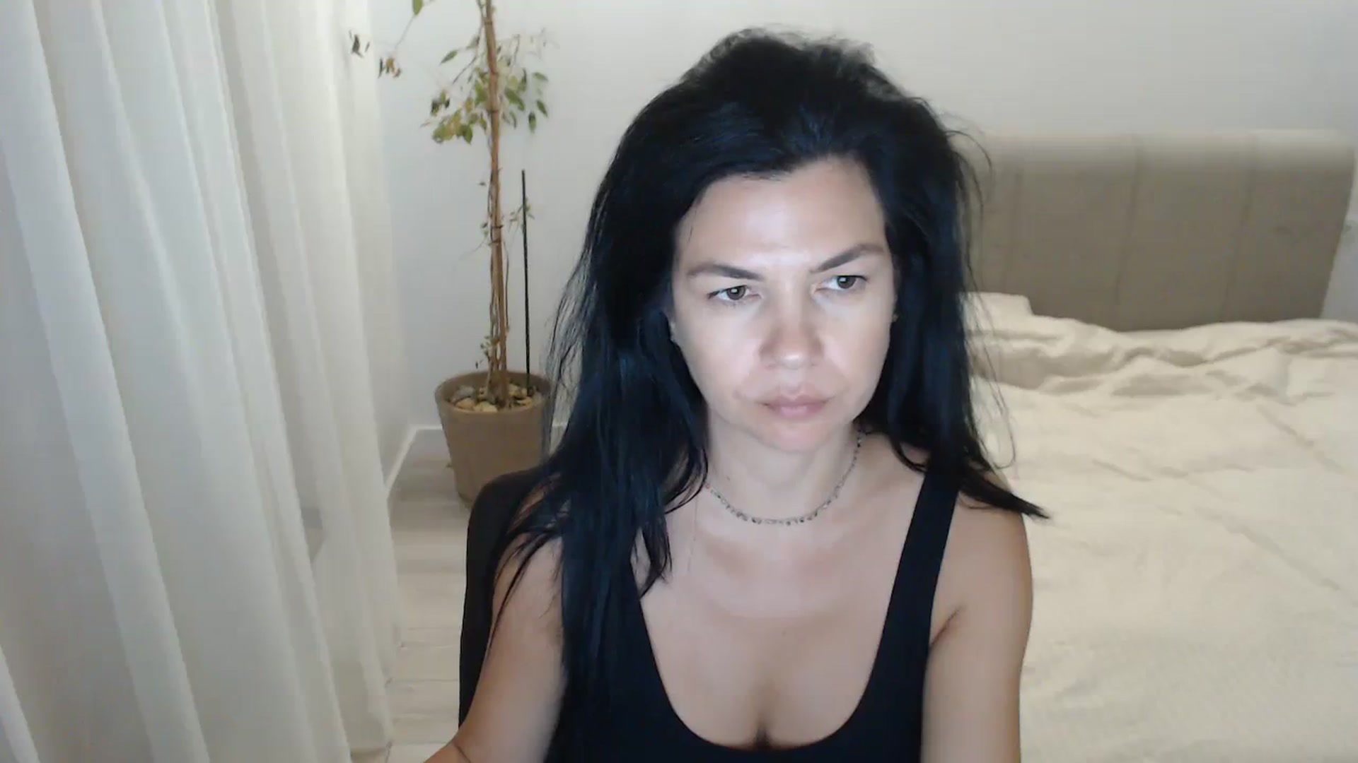 Gallery image thumbnail from Darkella's myfreecams stream on, 07/24/2023, 24:08 image 11 of 20