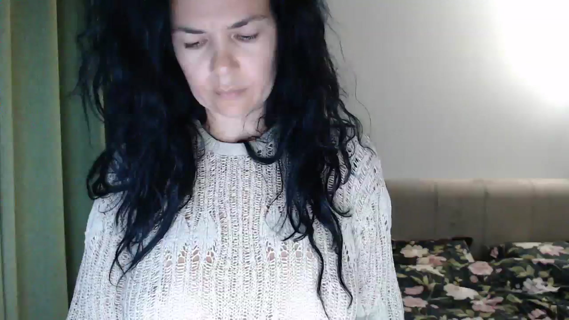Gallery image thumbnail from Darkella's myfreecams stream on, 08/07/2023, 24:21 image 16 of 20