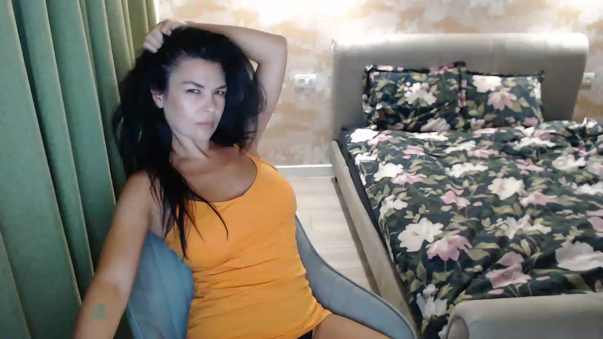 Gallery image thumbnail from Darkella's myfreecams stream on, 08/08/2023, 22:58 image 6 of 20