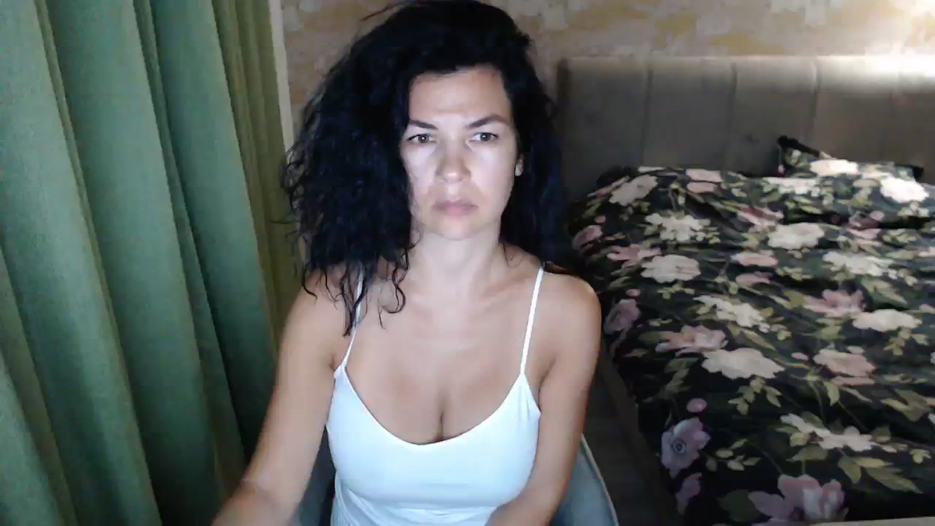 Gallery image thumbnail from Darkella's myfreecams stream on, 08/12/2023, 23:42 image 2 of 20