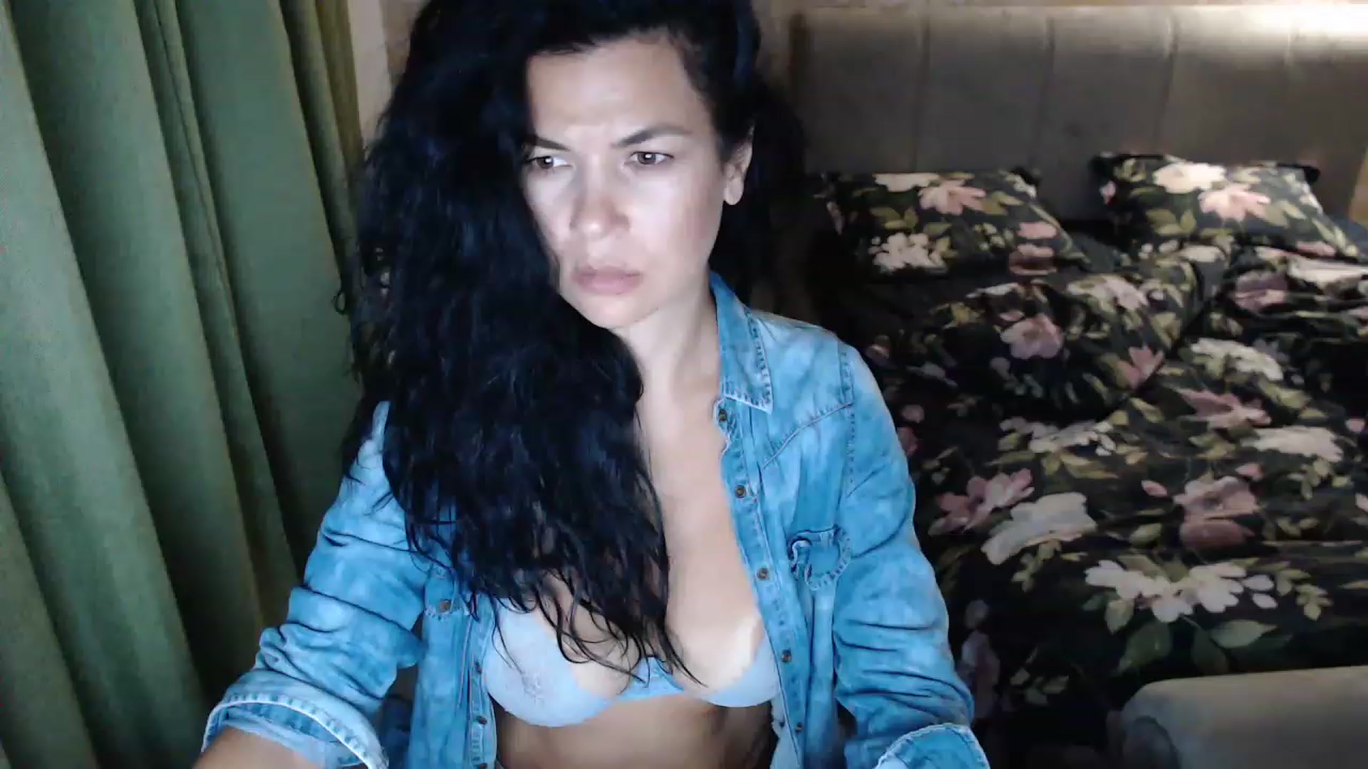 Gallery image thumbnail from Darkella's myfreecams stream on, 08/14/2023, 24:46 image 3 of 20