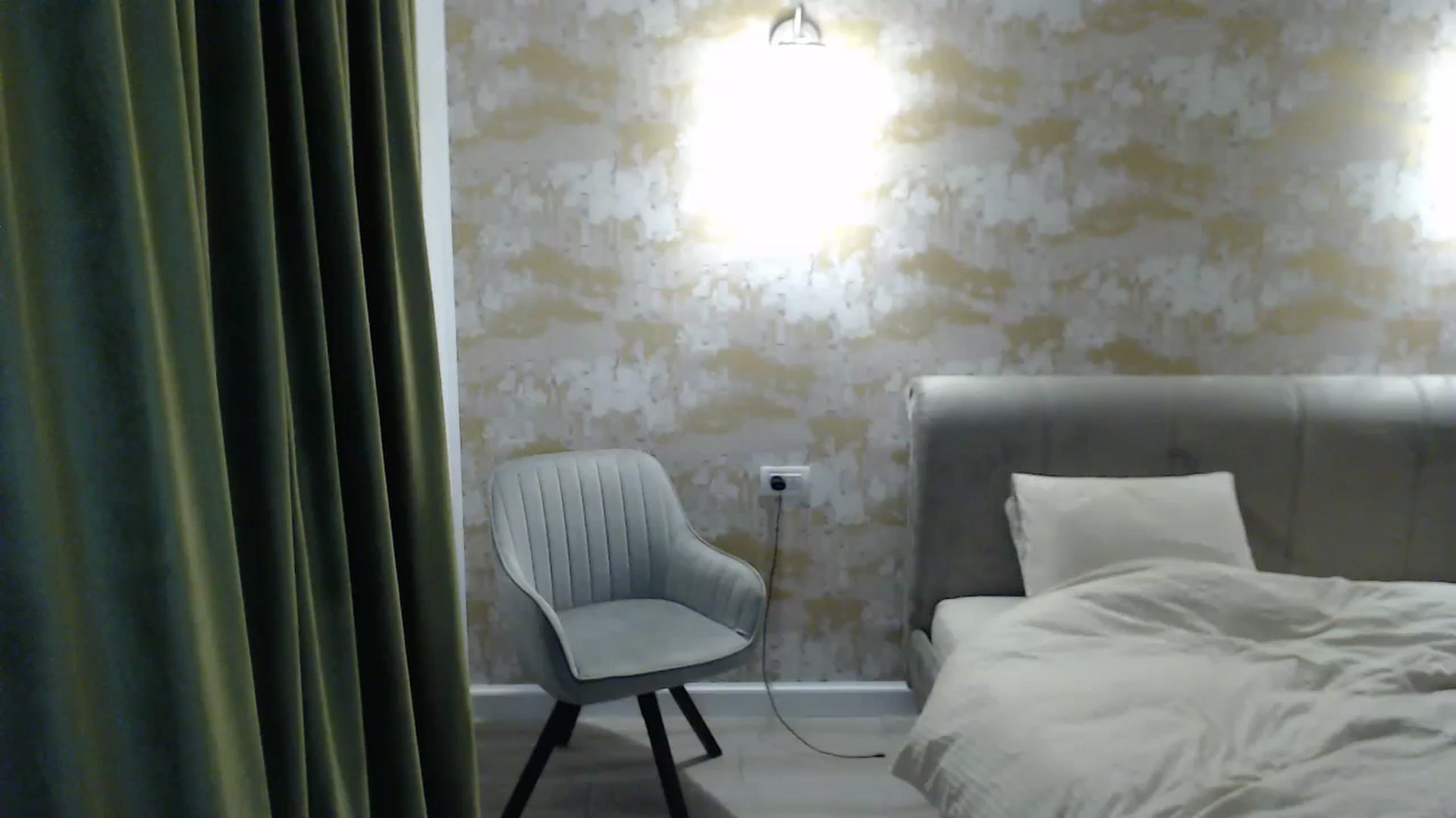 Gallery image thumbnail from Darkella's myfreecams stream on, 08/23/2023, 23:56 image 6 of 20
