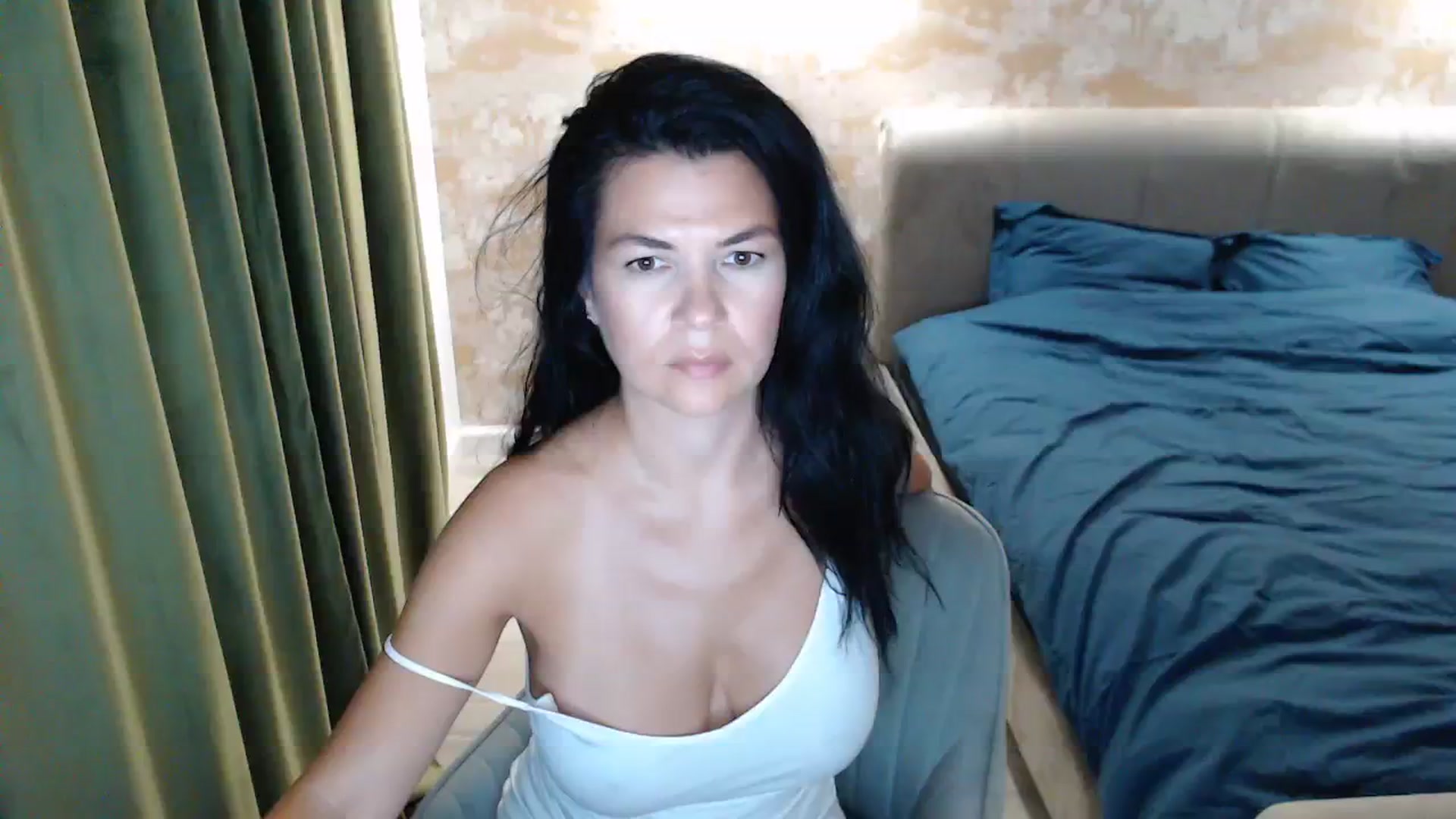 Gallery image thumbnail from Darkella's myfreecams stream on, 08/24/2023, 22:33 image 9 of 20