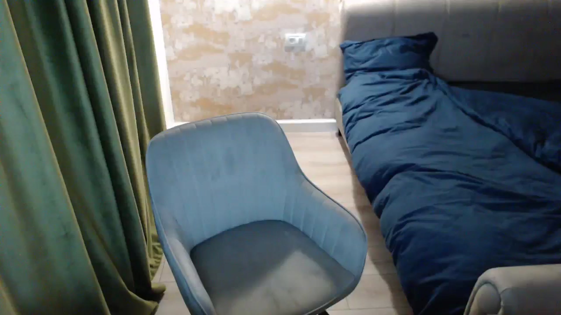 Gallery image thumbnail from Darkella's myfreecams stream on, 08/30/2023, 24:36 image 4 of 20