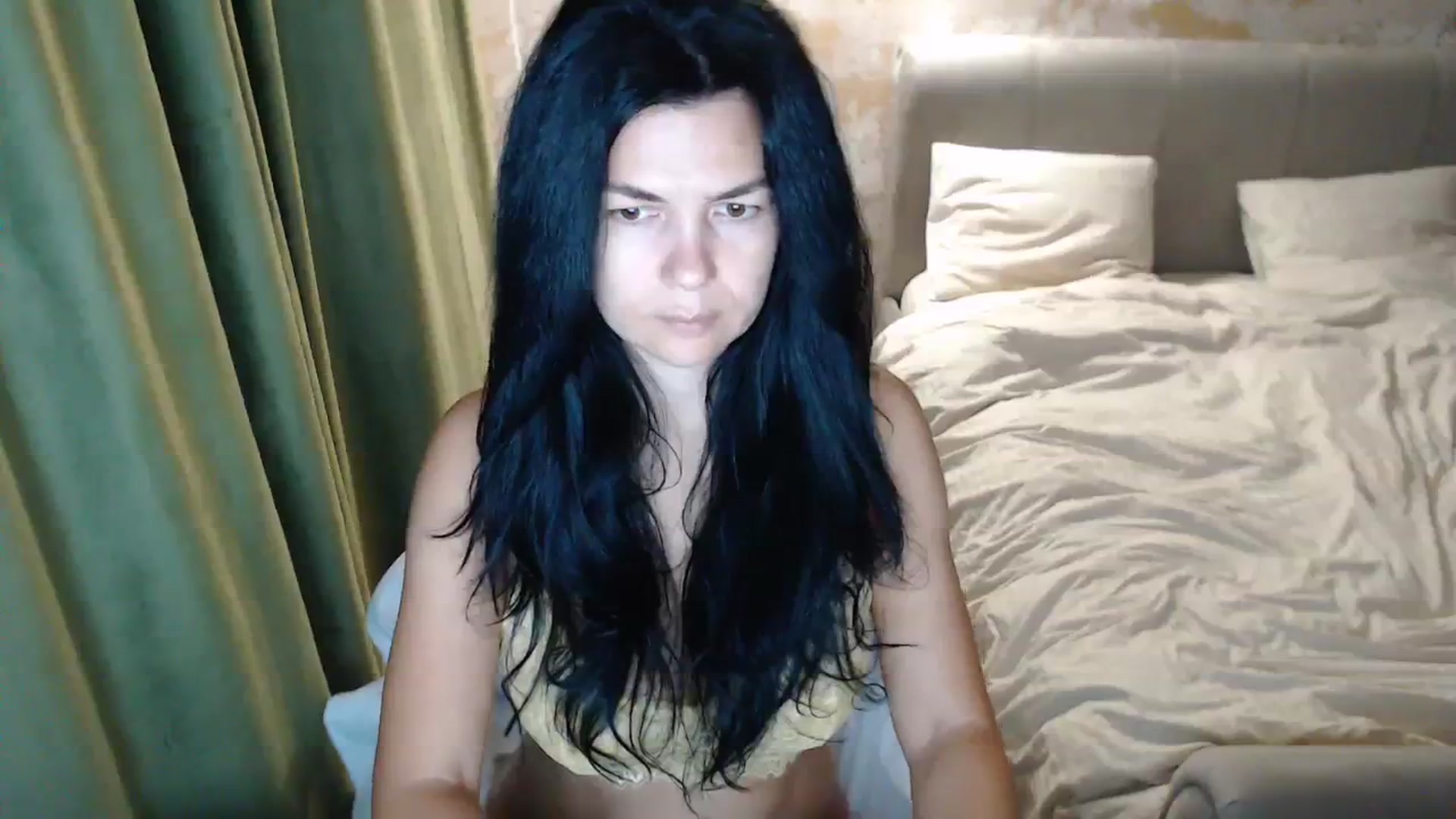 Gallery image thumbnail from Darkella's myfreecams stream on, 09/08/2023, 24:09 image 2 of 20