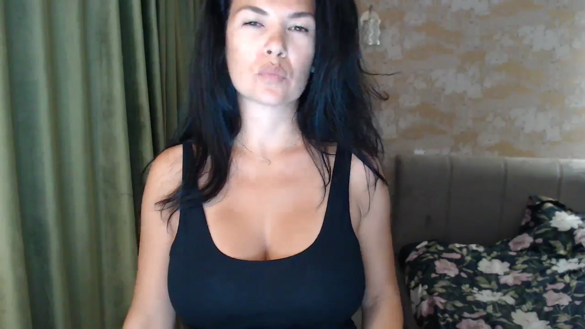 Gallery image thumbnail from Darkella's myfreecams stream on, 09/19/2023, 22:55 image 20 of 20
