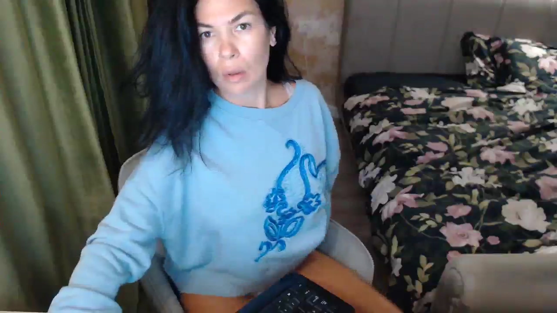 Gallery image thumbnail from Darkella's myfreecams stream on, 09/23/2023, 22:32 image 2 of 20