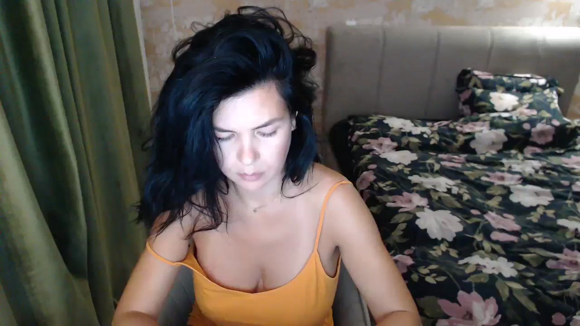 Gallery image thumbnail from Darkella's myfreecams stream on, 09/27/2023, 24:31 image 20 of 20