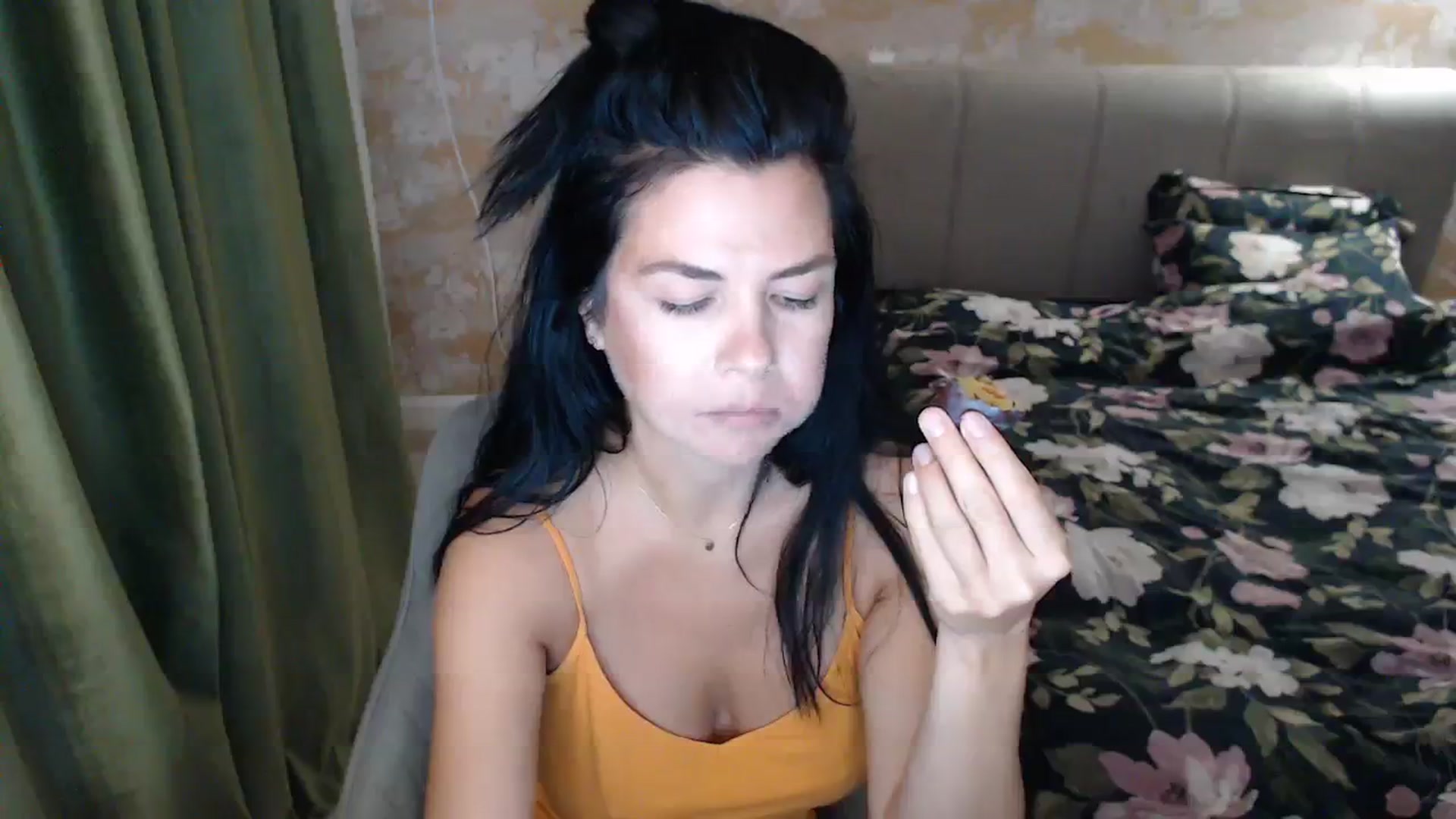 Gallery image thumbnail from Darkella's myfreecams stream on, 09/27/2023, 24:31 image 12 of 20