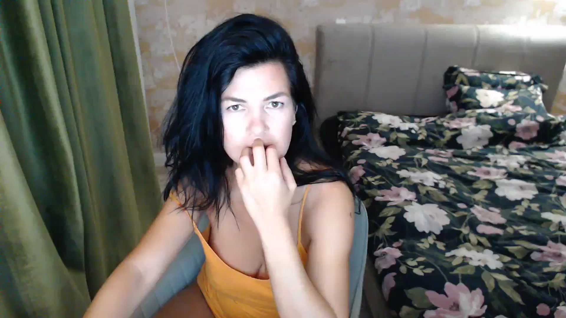 Gallery image thumbnail from Darkella's myfreecams stream on, 09/27/2023, 01:18 image 6 of 20