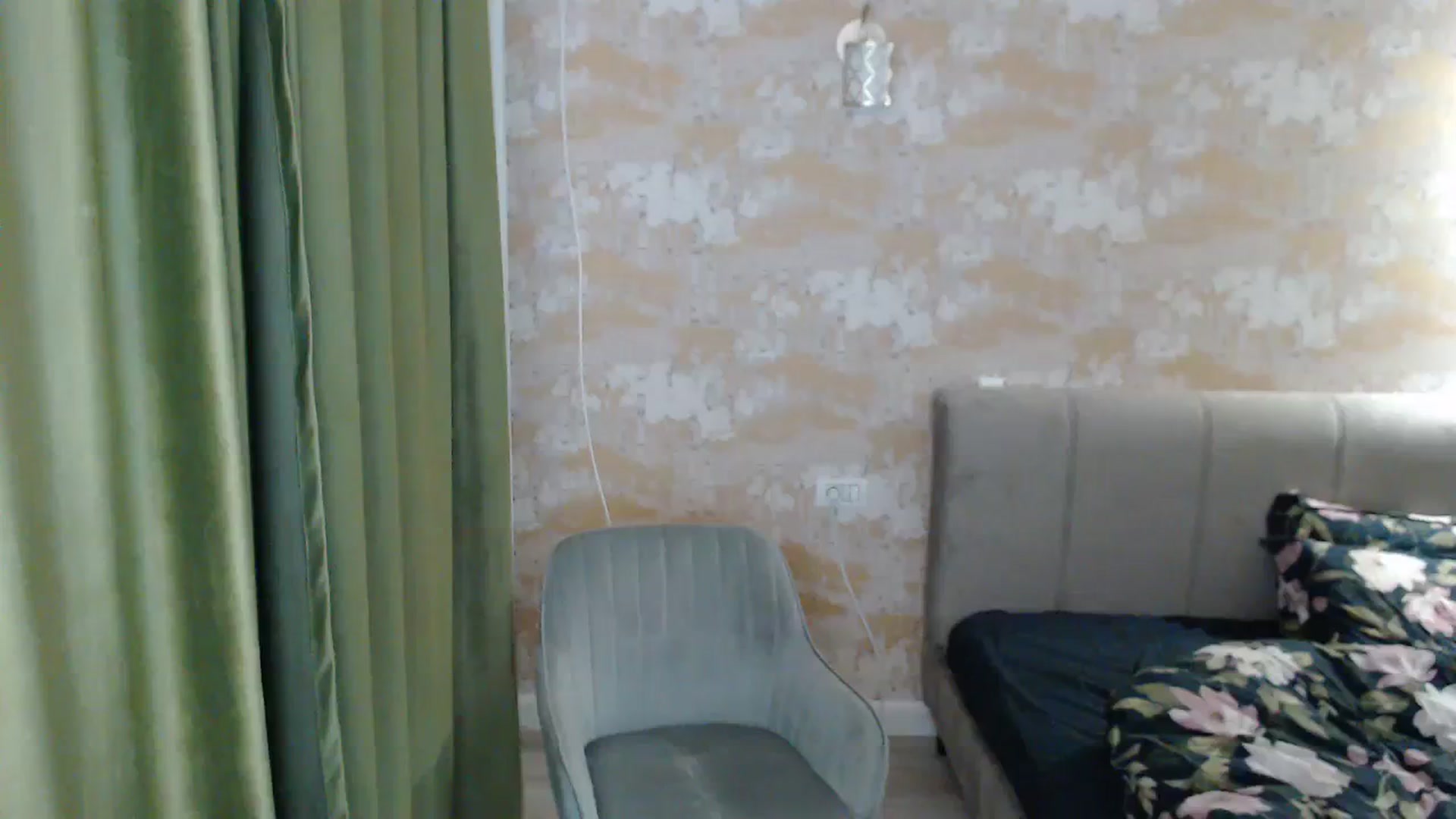 Gallery image thumbnail from Darkella's myfreecams stream on, 09/28/2023, 24:09 image 7 of 20