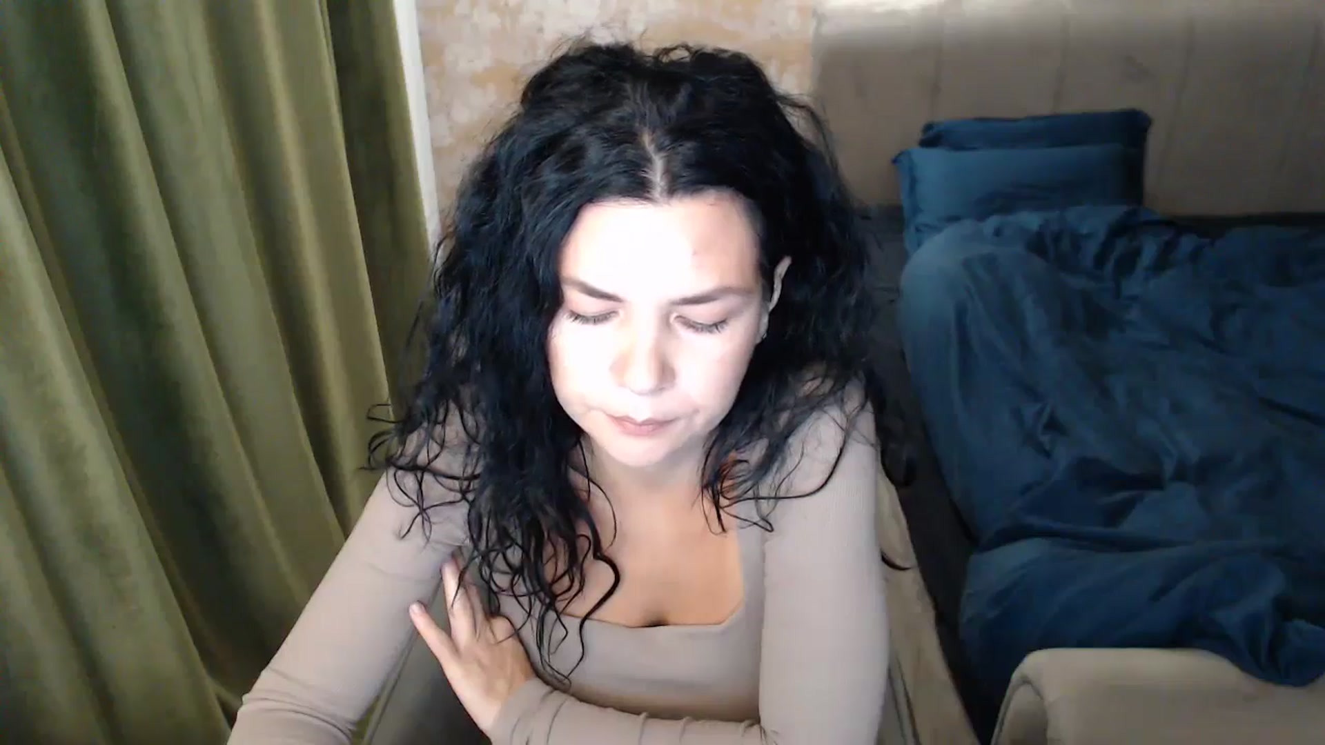 Gallery image thumbnail from Darkella's myfreecams stream on, 10/23/2023, 23:14 image 16 of 20