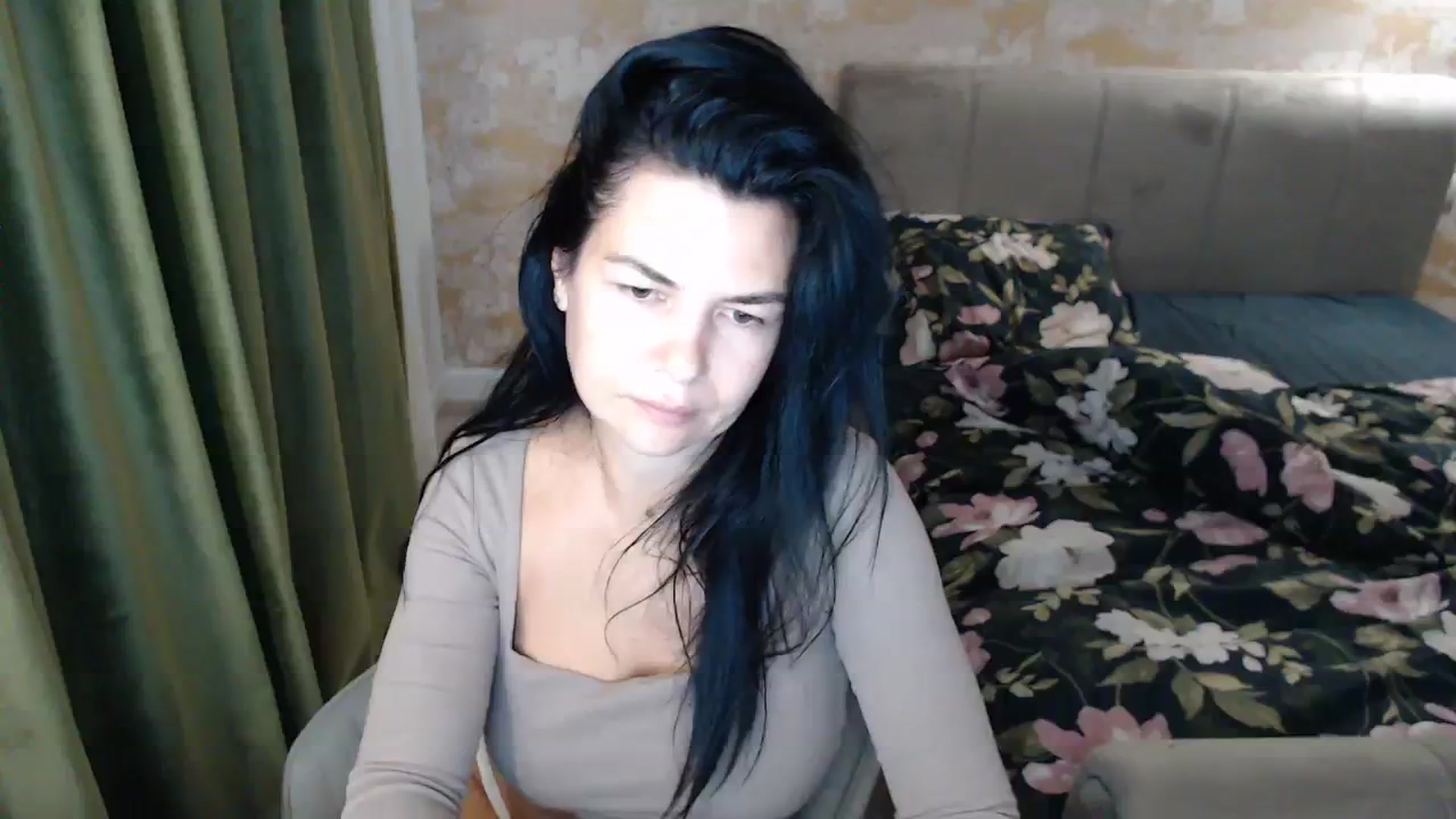 Gallery image thumbnail from Darkella's myfreecams stream on, 11/14/2023, 02:58 image 4 of 20