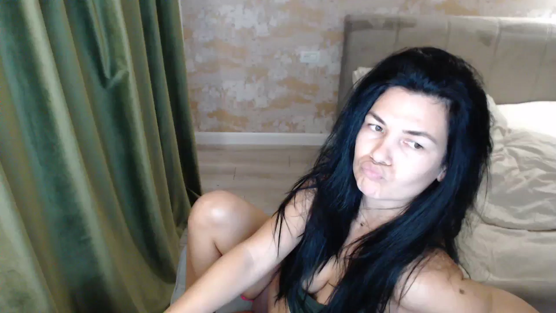 Gallery image thumbnail from Darkella's myfreecams stream on, 11/17/2023, 02:09 image 3 of 20