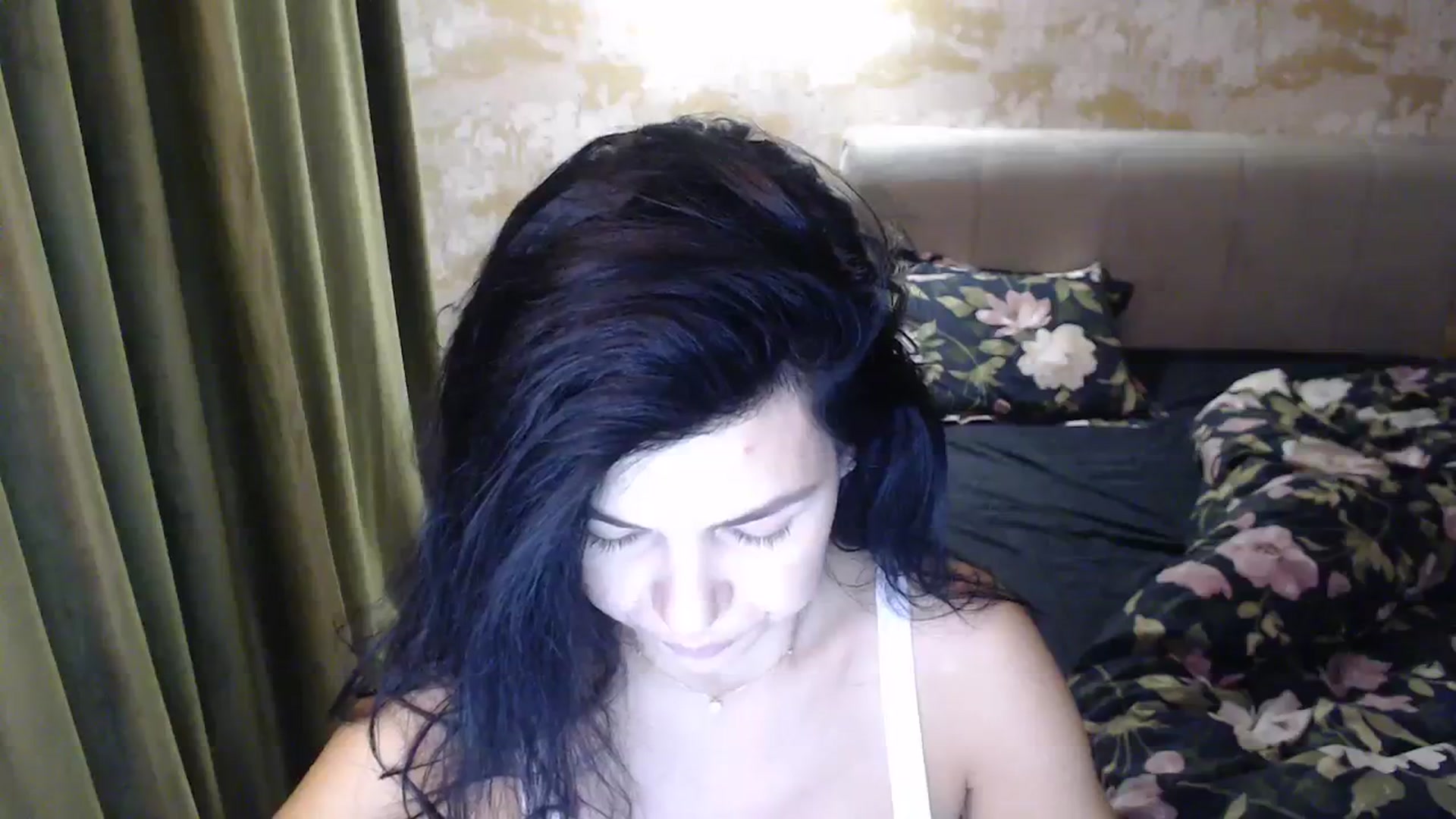 Gallery image thumbnail from Darkella's myfreecams stream on, 12/12/2023, 01:14 image 9 of 20