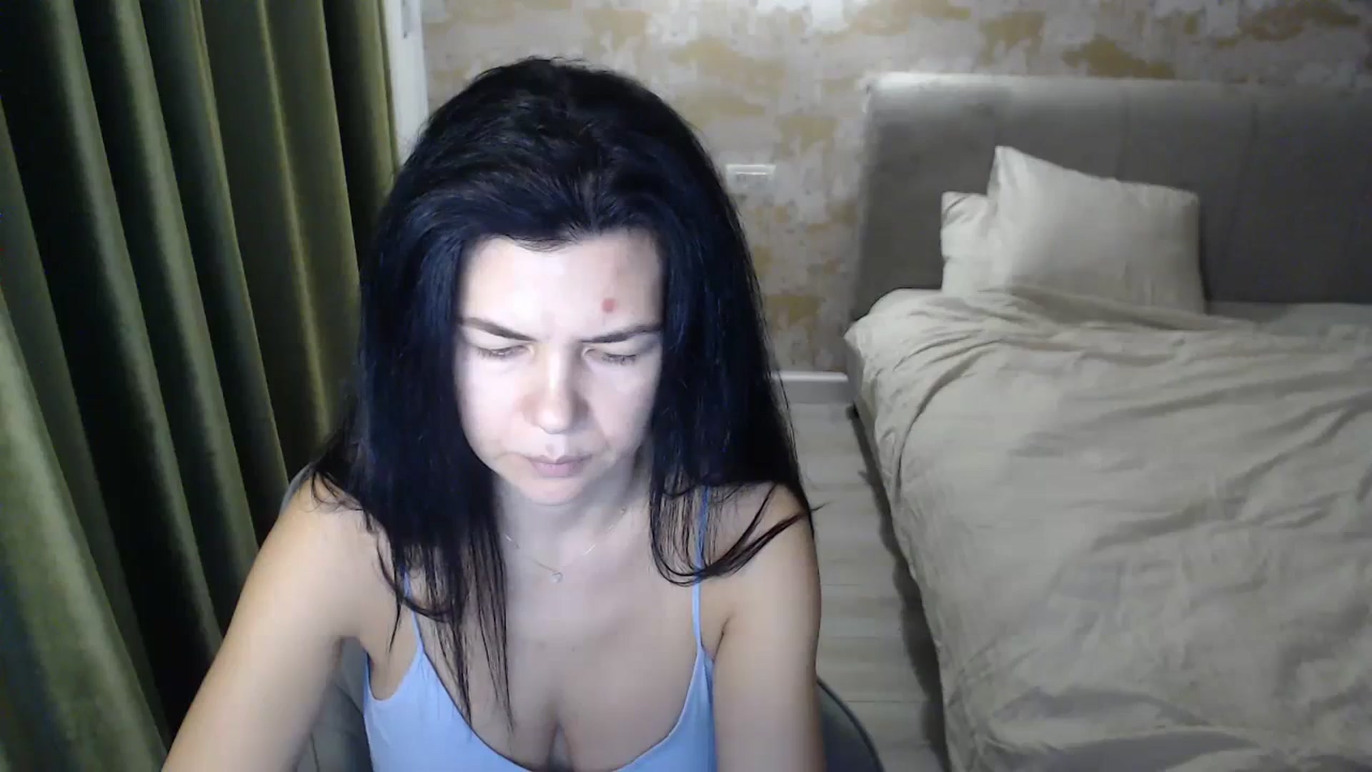 Gallery image thumbnail from Darkella's myfreecams stream on, 12/19/2023, 01:07 image 17 of 20