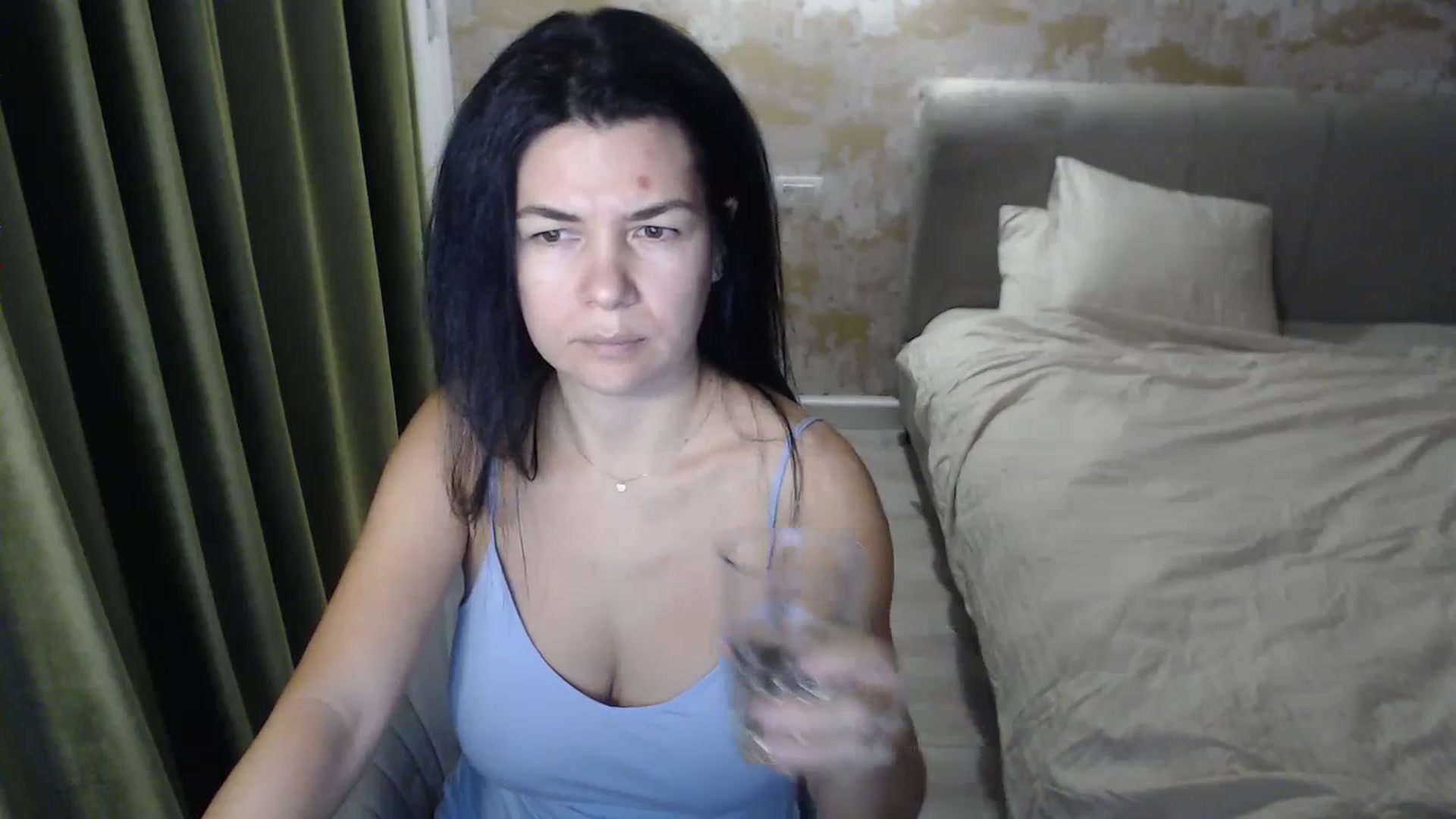 Gallery image thumbnail from Darkella's myfreecams stream on, 12/19/2023, 01:07 image 3 of 20
