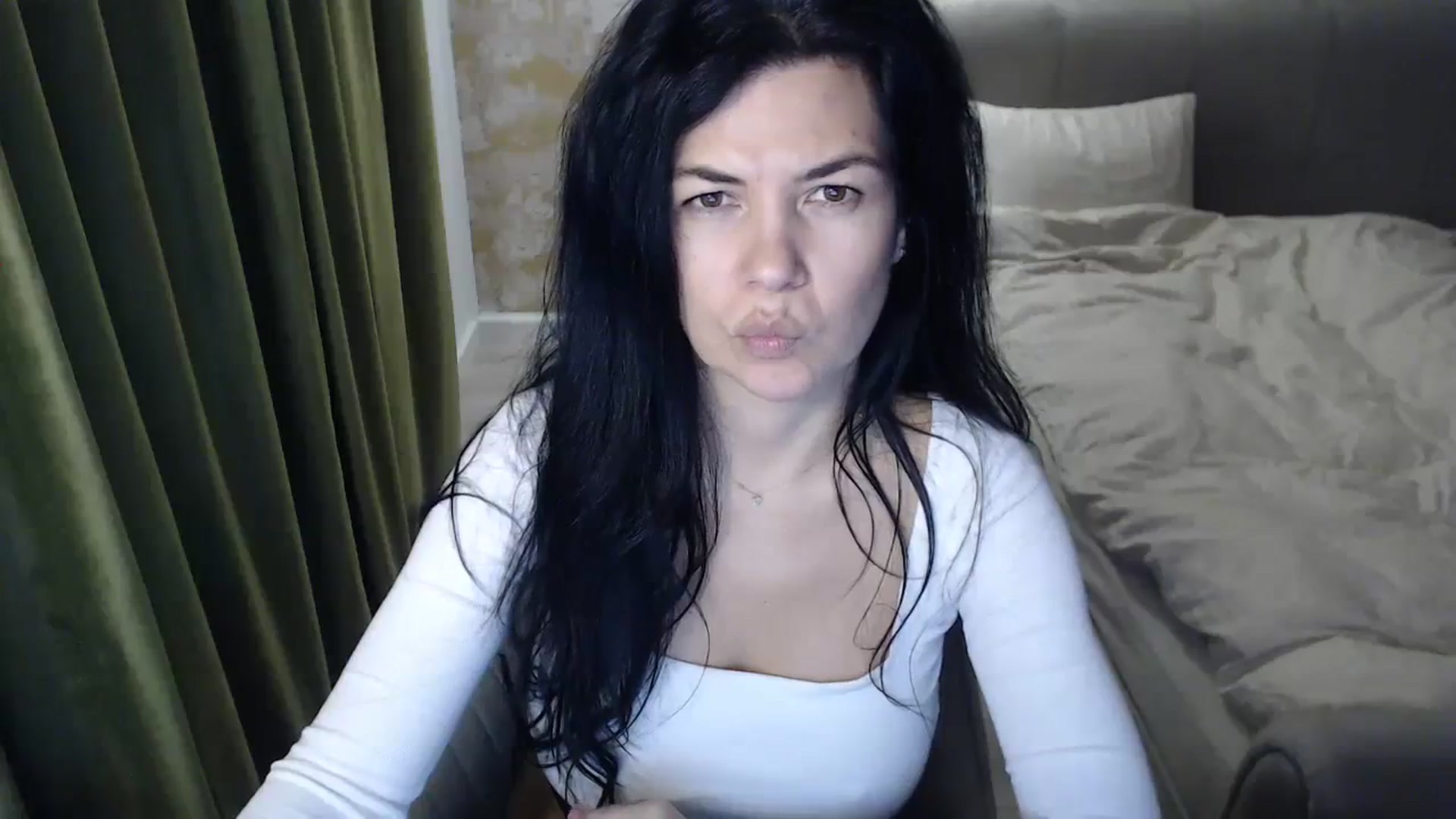 Gallery image thumbnail from Darkella's myfreecams stream on, 12/26/2023, 01:28 image 2 of 20