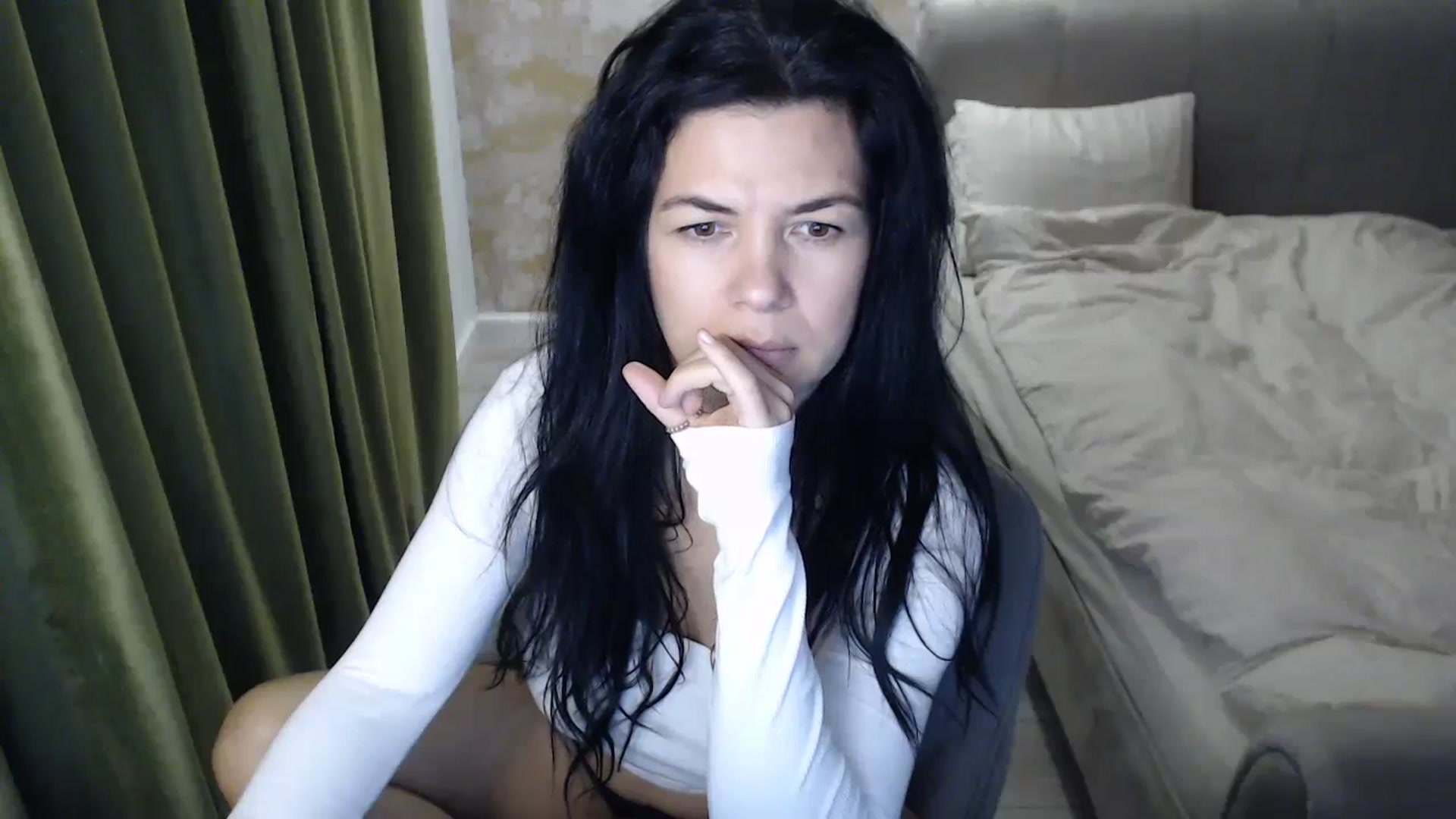 Gallery image thumbnail from Darkella's myfreecams stream on, 12/26/2023, 01:28 image 4 of 20