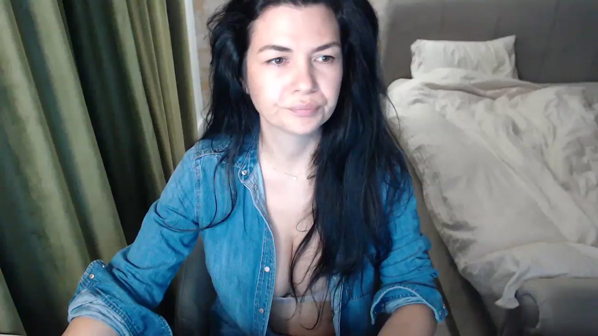 Gallery image thumbnail from Darkella's myfreecams stream on, 12/27/2023, 01:13 image 5 of 20