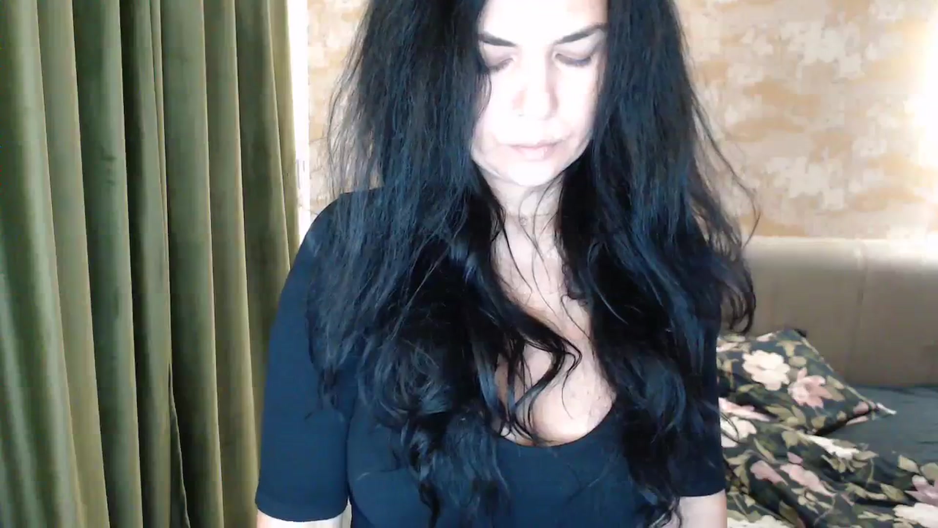 Gallery image thumbnail from Darkella's myfreecams stream on, 12/30/2023, 01:20 image 2 of 20