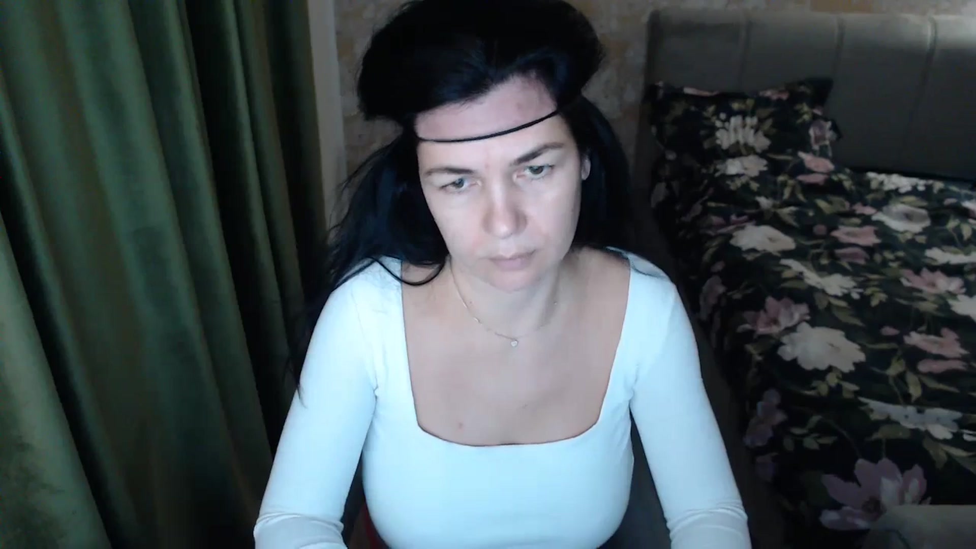 Gallery image thumbnail from Darkella's myfreecams stream on, 12/31/2023, 01:53 image 3 of 20