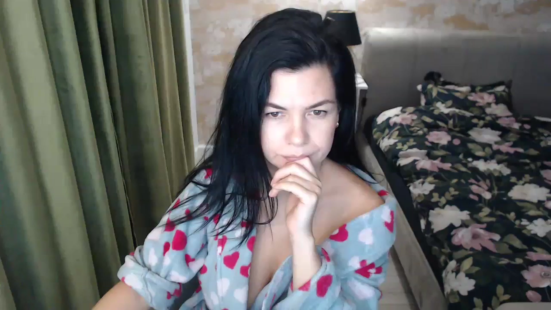 Gallery image thumbnail from Darkella's myfreecams stream on, 01/16/2024, 01:18 image 19 of 20