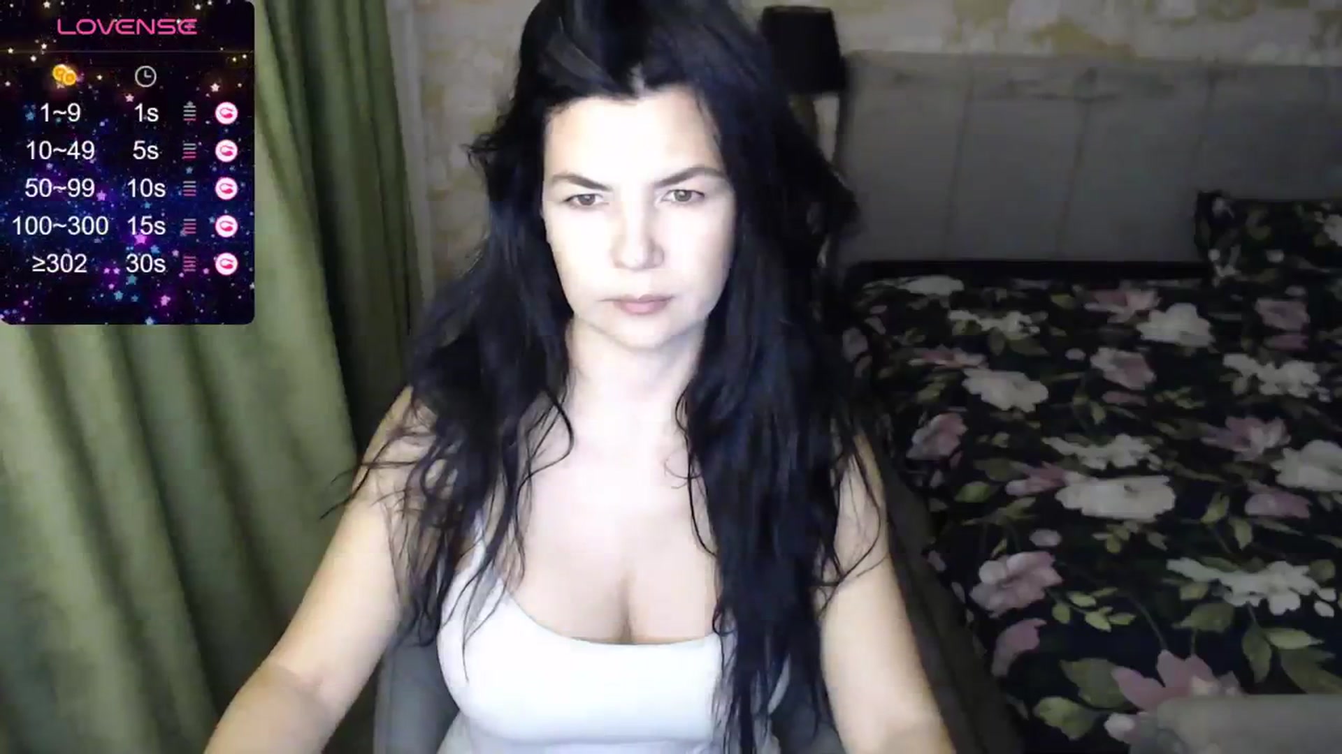 Gallery image thumbnail from Darkella's myfreecams stream on, 01/28/2024, 23:34 image 6 of 20