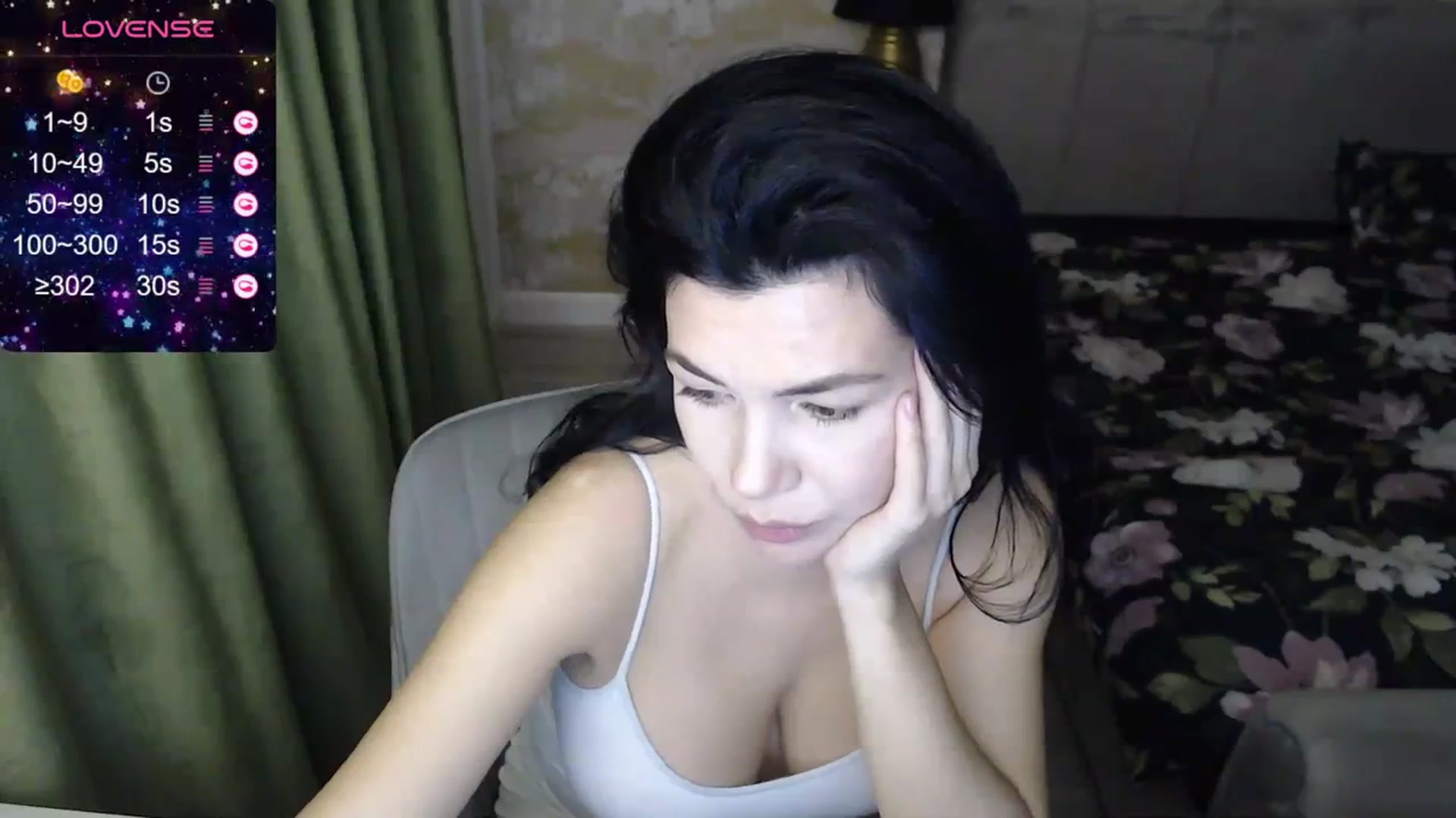 Gallery image thumbnail from Darkella's myfreecams stream on, 01/29/2024, 24:56 image 12 of 20