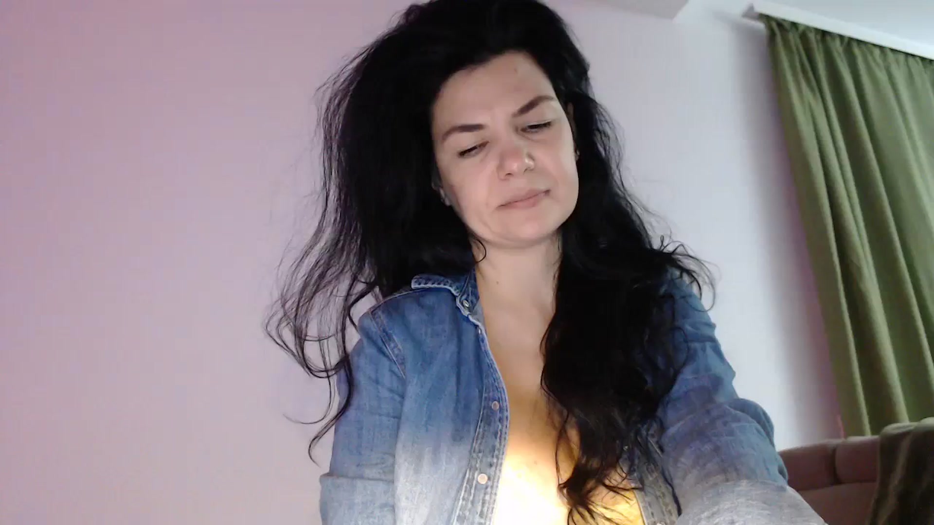 Gallery image thumbnail from Darkella's myfreecams stream on, 01/31/2024, 01:24 image 18 of 20