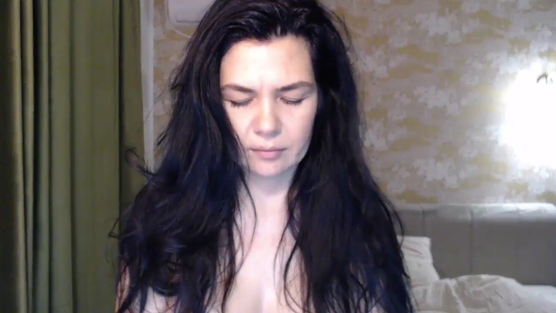 Gallery image thumbnail from Darkella's myfreecams stream on, 02/11/2024, 01:50 image 15 of 20