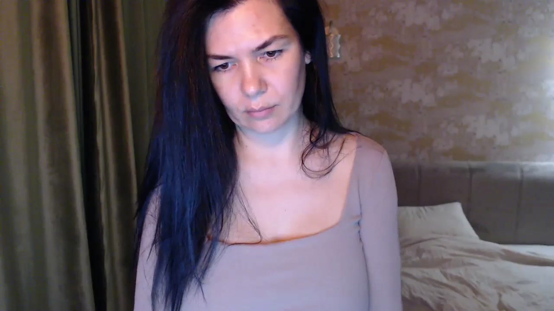 Gallery image thumbnail from Darkella's myfreecams stream on, 02/12/2024, 01:36 image 10 of 20