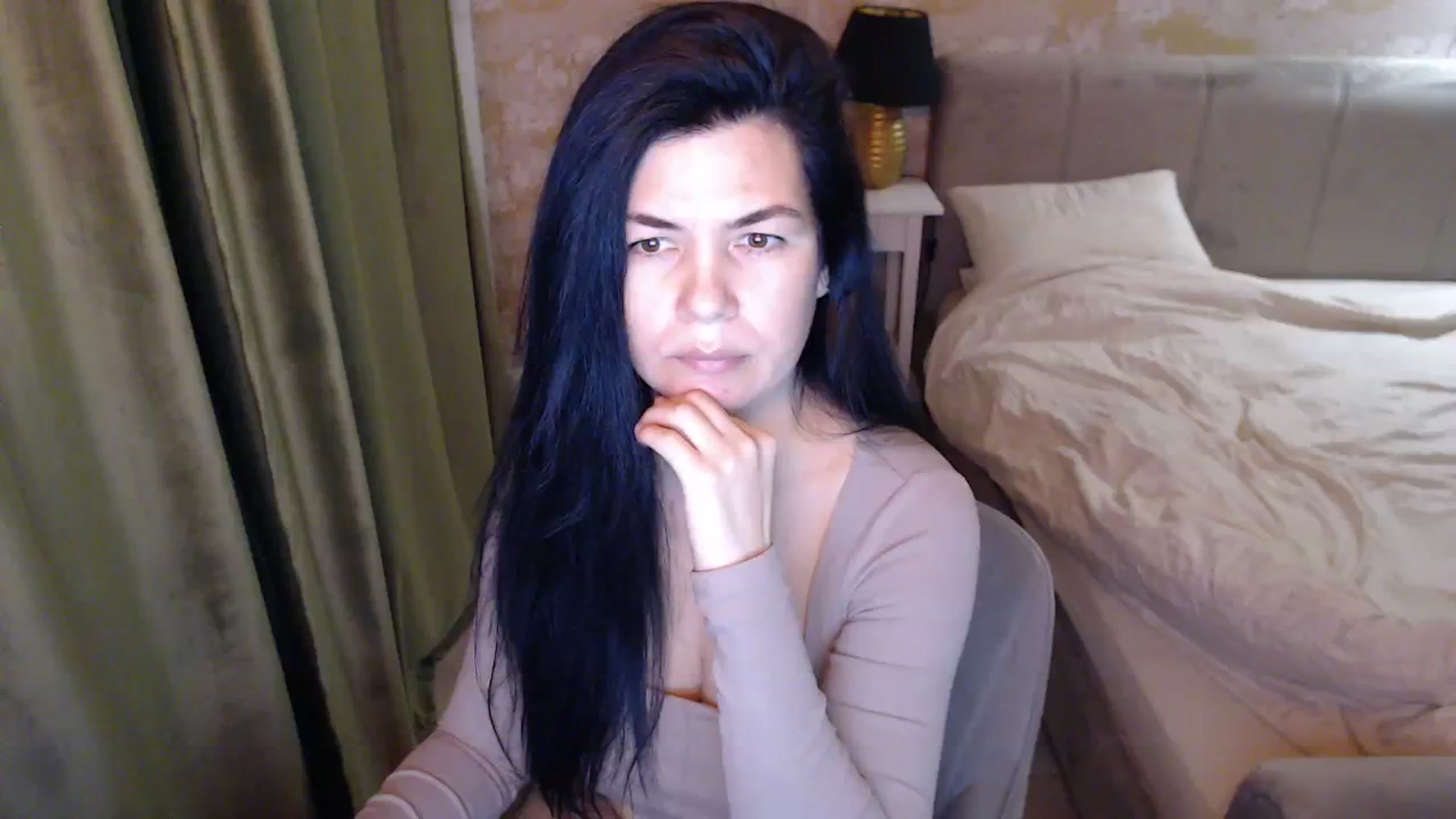 Gallery image thumbnail from Darkella's myfreecams stream on, 02/12/2024, 01:36 image 1 of 20