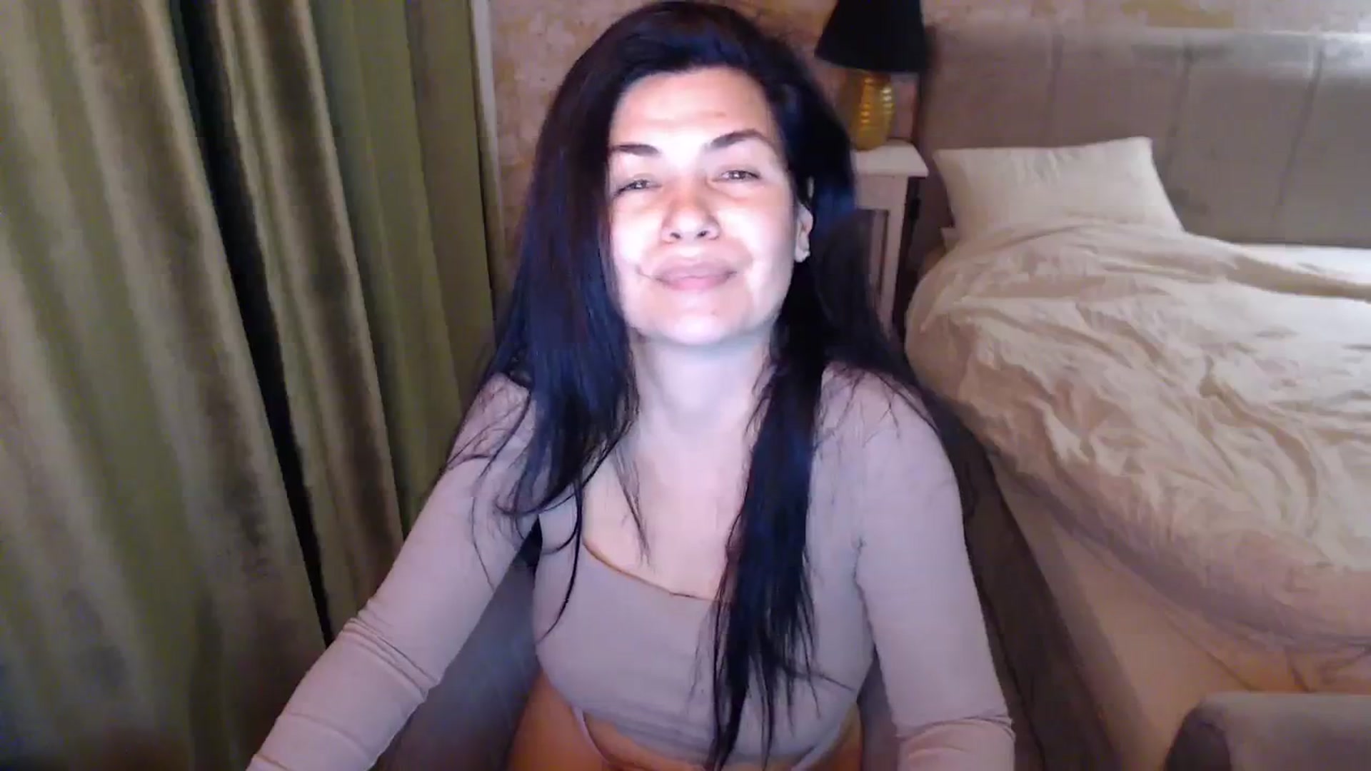 Gallery image thumbnail from Darkella's myfreecams stream on, 02/12/2024, 01:36 image 14 of 20